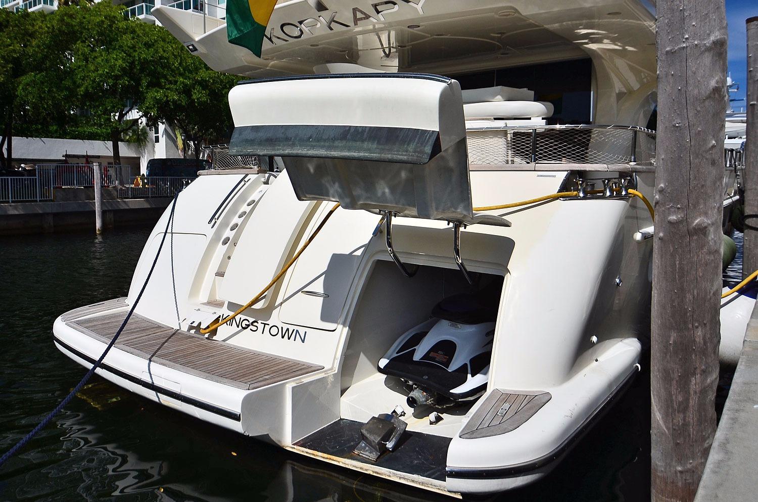 2006 Azimut 80 Yacht For Sale in Miami 2006 Azimut 80 Yacht For Sale in Miami