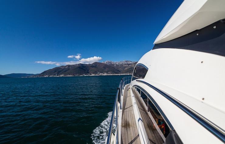 Lauren III 2006 Sunseeker Predator 72 Yacht For Sale in Lauren III 2006 Sunseeker Predator 72 Yacht For Sale in
