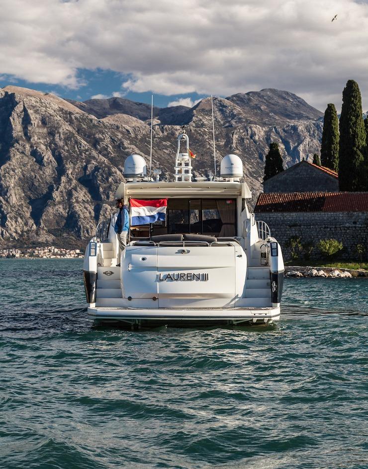 Lauren III 2006 Sunseeker Predator 72 Yacht For Sale in Lauren III 2006 Sunseeker Predator 72 Yacht For Sale in