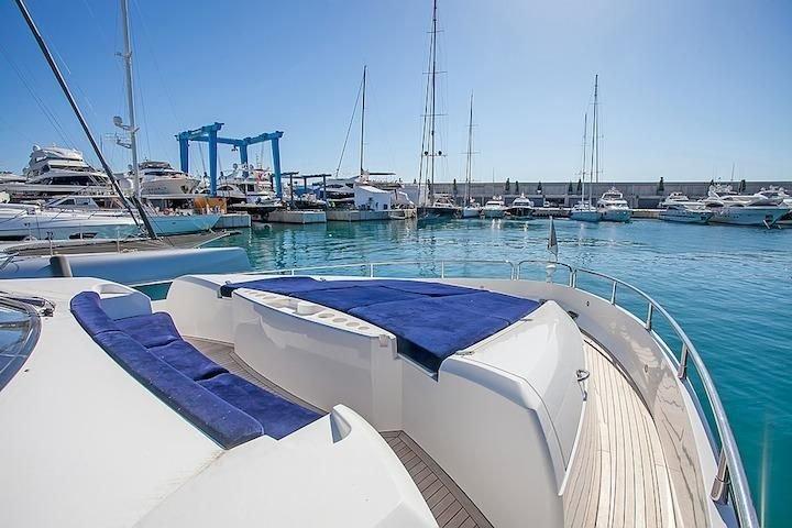 2012 Sunseeker Manhattan 73 Yacht For Sale in Mallorca 2012 Sunseeker Manhattan 73 Yacht For Sale in Mallorca