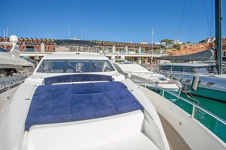 2012 Sunseeker Manhattan 73 Yacht For Sale in Mallorca 2012 Sunseeker Manhattan 73 Yacht For Sale in Mallorca