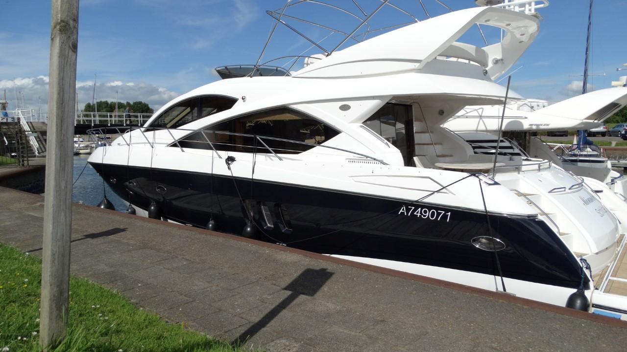 2007 Sunseeker Manhattan 60 Yacht For Sale in 2007 Sunseeker Manhattan 60 Yacht For Sale in