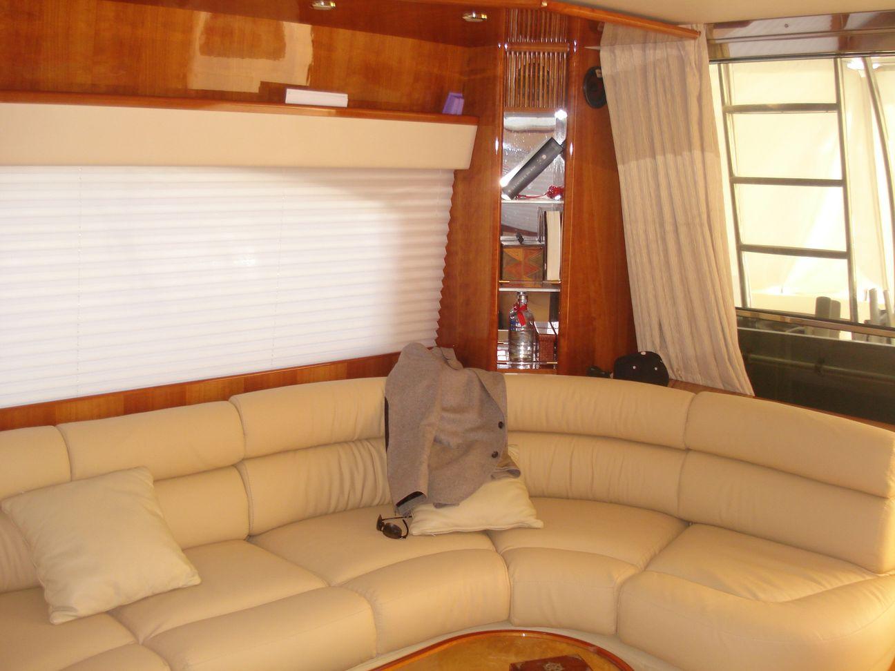 2001 Azimut 58 Yacht For Sale in Malaga 2001 Azimut 58 Yacht For Sale in Malaga