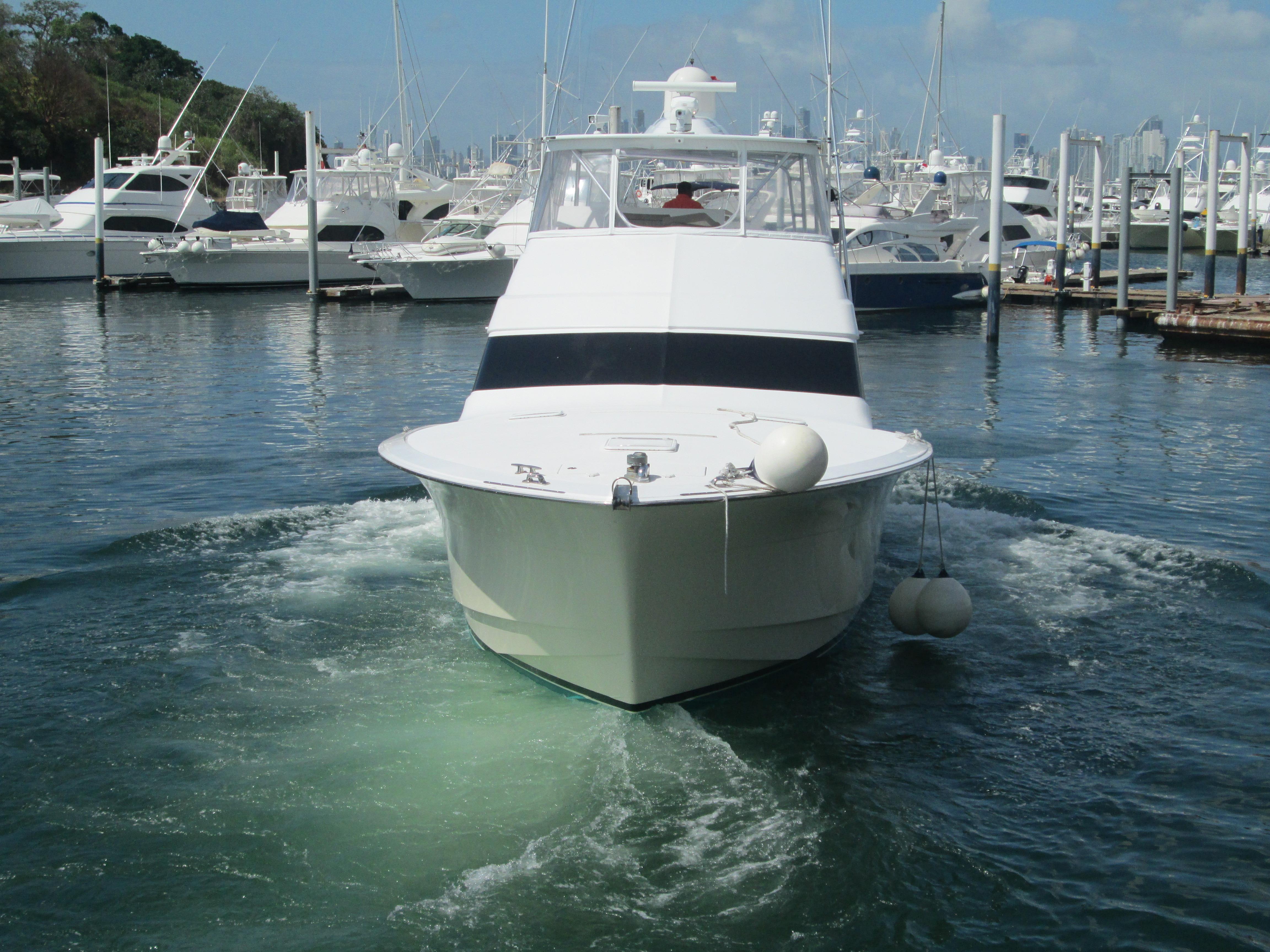 Rocket Queen 2009 Hatteras 54 Convertible Yacht For Sale in Rocket Queen 2009 Hatteras 54 Convertible Yacht For Sale in