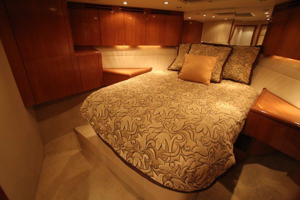 2003 Hatteras 60 Convertible Yacht For Sale in Newport Beach CA 2003 Hatteras 60 Convertible Yacht For Sale in Newport Beach CA