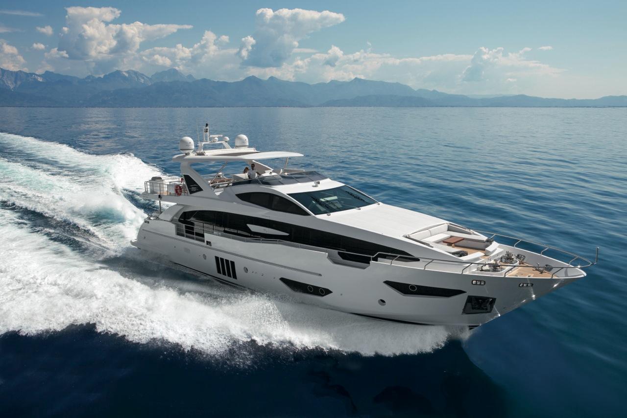 2016 Azimut Grande 95 RPH Yacht For Sale in 2016 Azimut Grande 95 RPH Yacht For Sale in