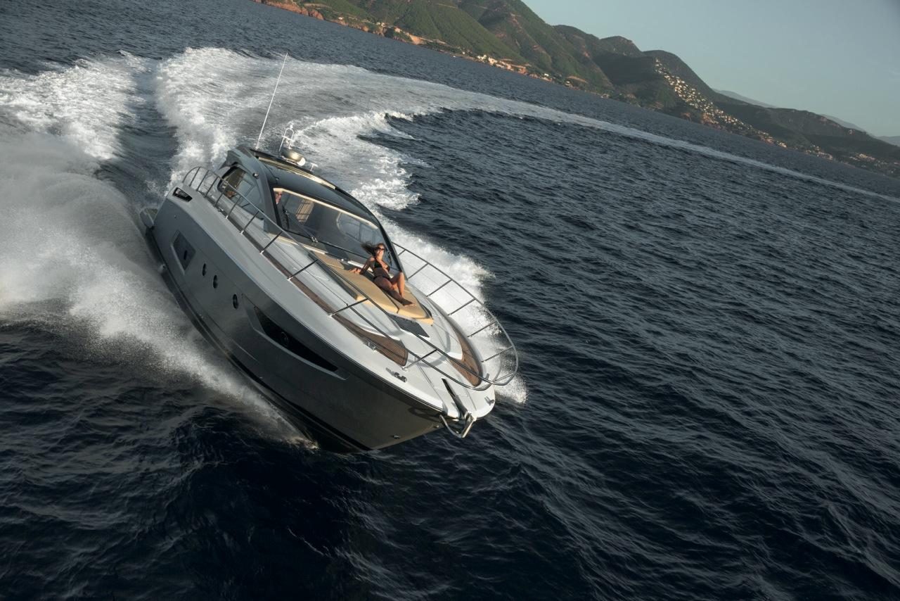 2016 Azimut Atlantis 50 Yacht For Sale in 2016 Azimut Atlantis 50 Yacht For Sale in