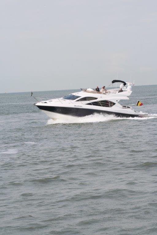 2009 Sunseeker Manhattan 52 Yacht For Sale in 2009 Sunseeker Manhattan 52 Yacht For Sale in