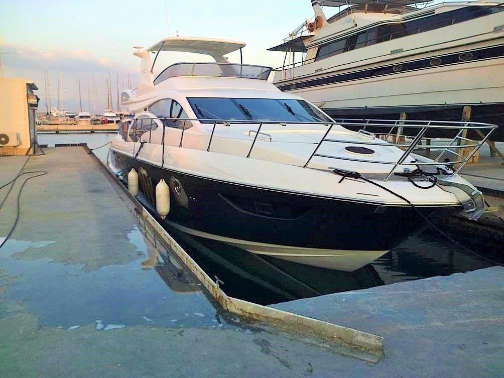 2008 Azimut 58 Yacht For Sale in 2008 Azimut 58 Yacht For Sale in
