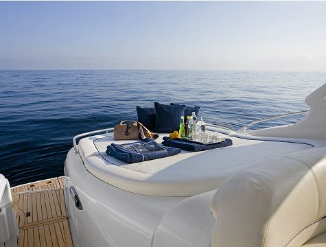 2011 Azimut Atlantis 47 Yacht For Sale in Savona 2011 Azimut Atlantis 47 Yacht For Sale in Savona