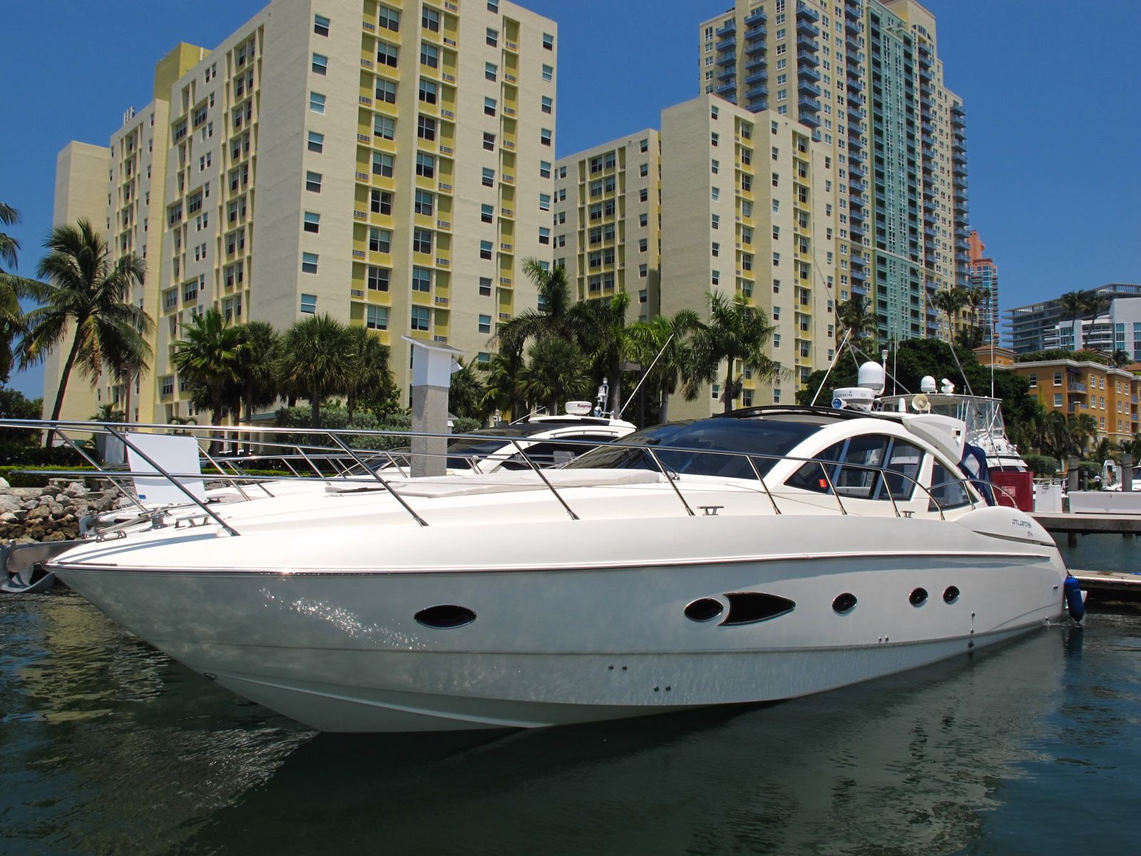 2010 Azimut Atlantis 55 Yacht For Sale in Miami Beach FL 2010 Azimut Atlantis 55 Yacht For Sale in Miami Beach FL