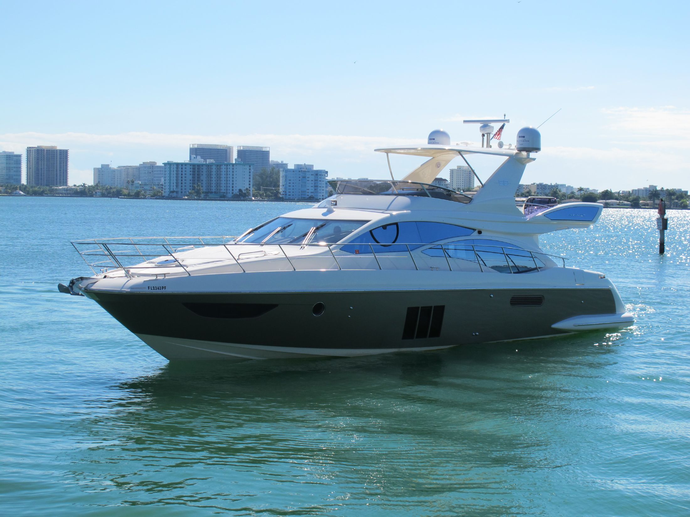 2011 Azimut 58 Flybridge Yacht For Sale in Miami FL 2011 Azimut 58 Flybridge Yacht For Sale in Miami FL