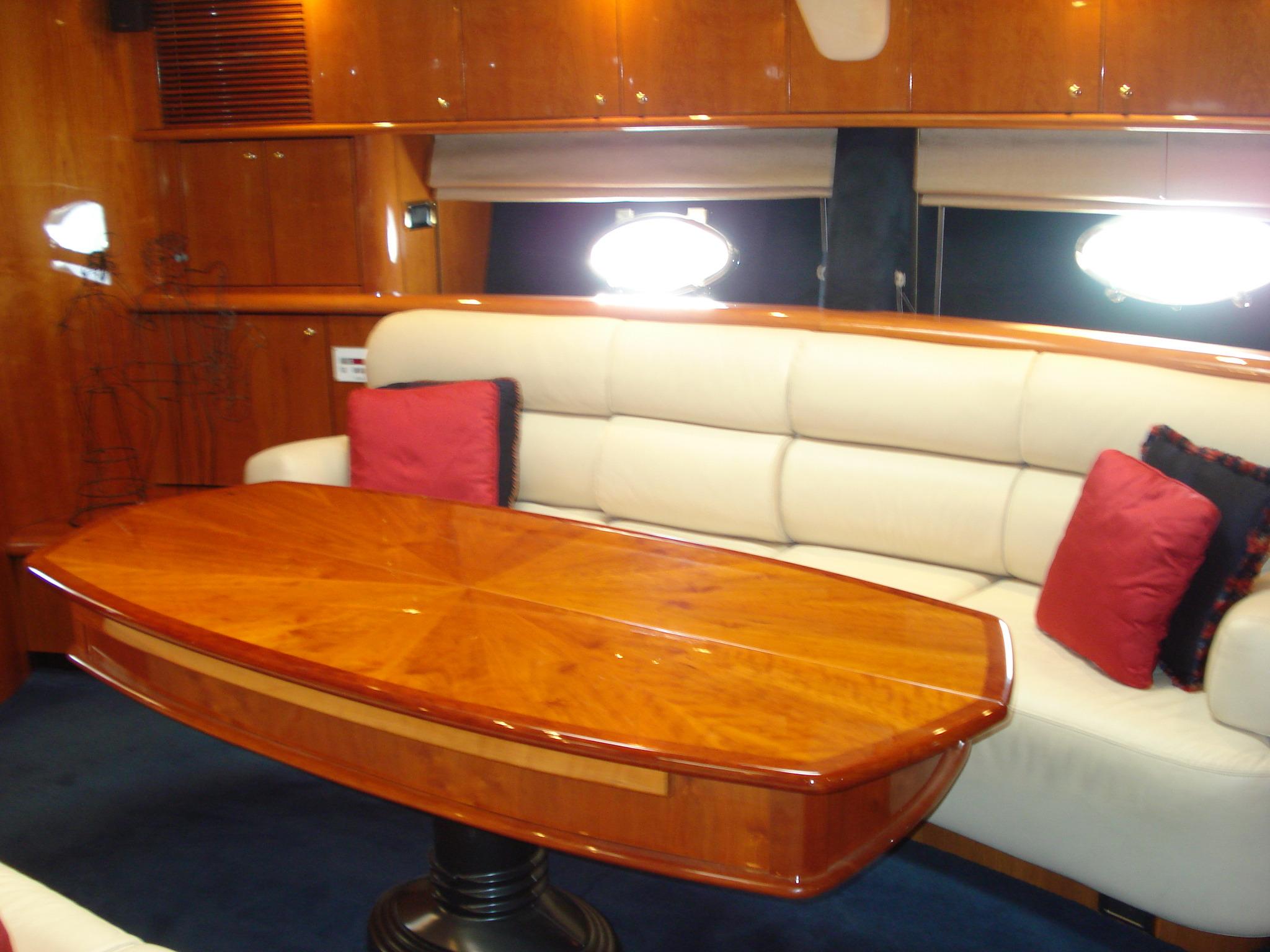 She Devil 2000 Sunseeker Predator 75 Yacht For Sale in Grosse Pointe Shores MI She Devil 2000 Sunseeker Predator 75 Yacht For Sale in Grosse Pointe Shores MI