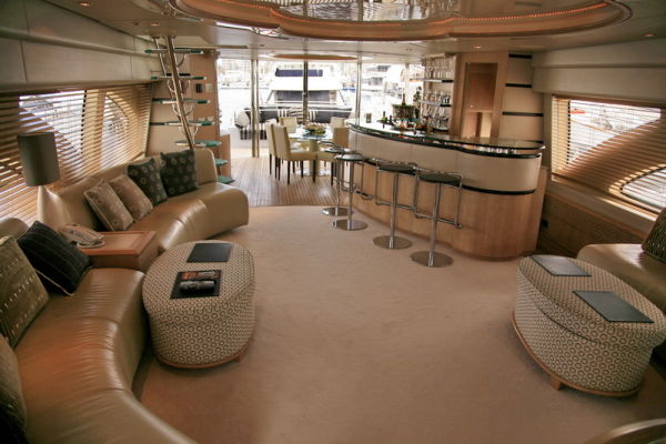 2005 Azimut 98 Leonardo Yacht For Sale in Gold Coast 2005 Azimut 98 Leonardo Yacht For Sale in Gold Coast