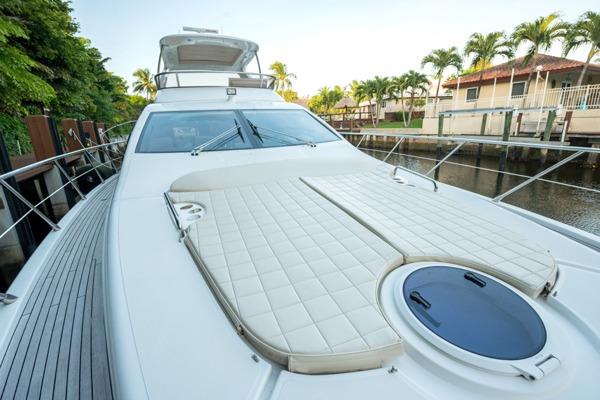 2013 Azimut CATs Yacht For Sale in FL 2013 Azimut CATs Yacht For Sale in FL