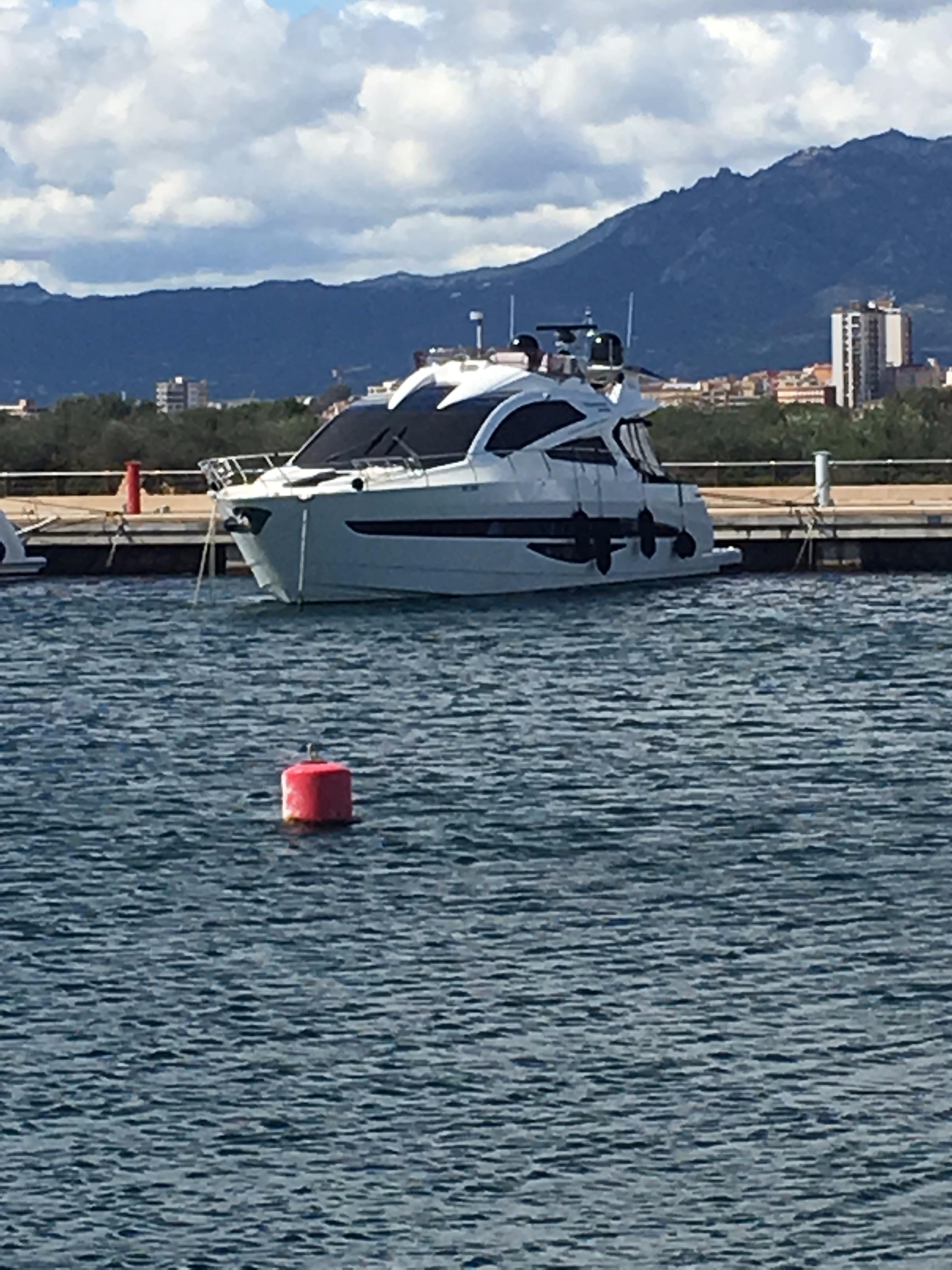 Daria Maria 2011 Galeon 700 Raptor SkyDeck Yacht For Sale in Olbia Daria Maria 2011 Galeon 700 Raptor SkyDeck Yacht For Sale in Olbia