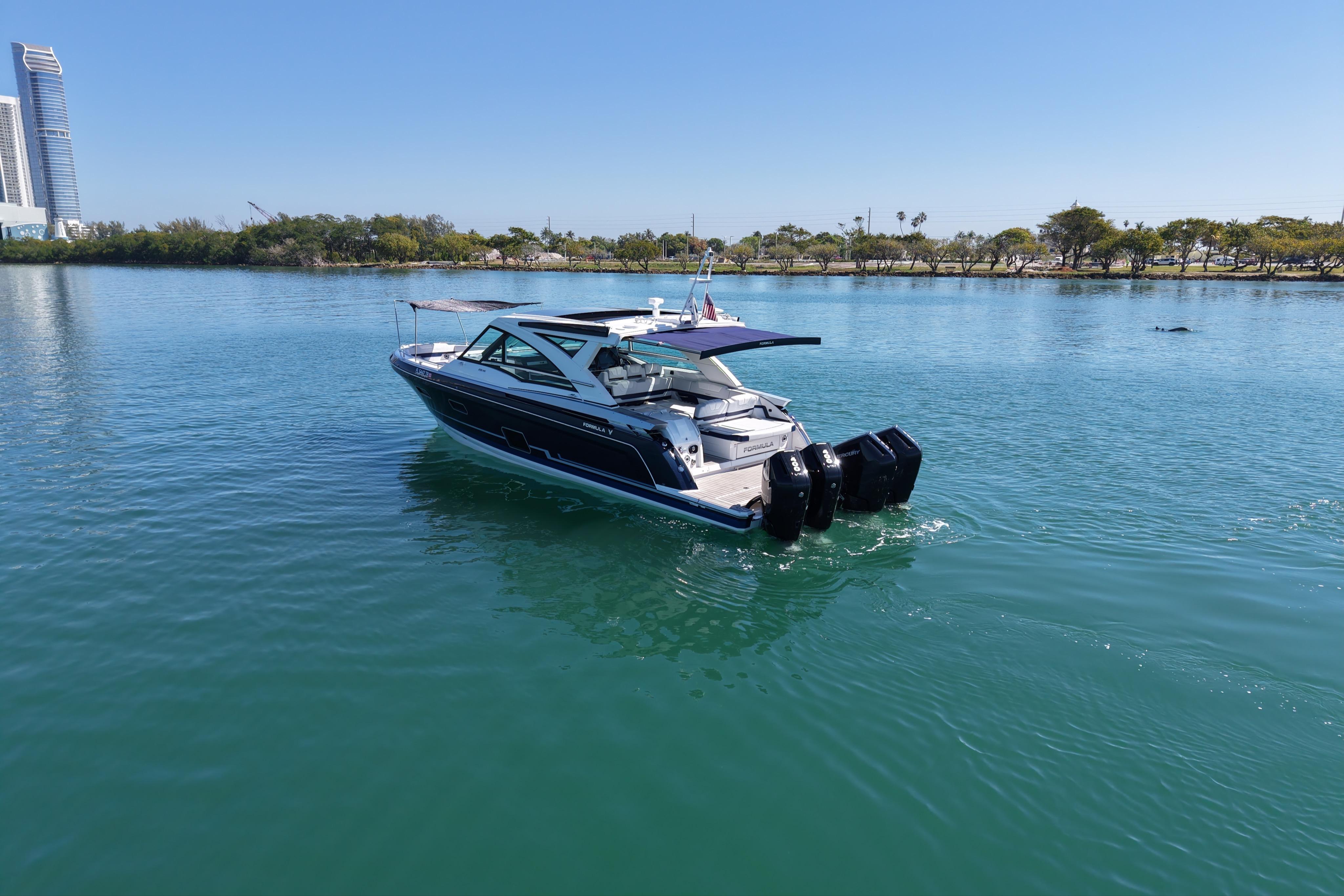 2024 Formula 430 Super Sport Crossover Yacht For Sale in North Miami Beach FL 2024 Formula 430 Super Sport Crossover Yacht For Sale in North Miami Beach FL