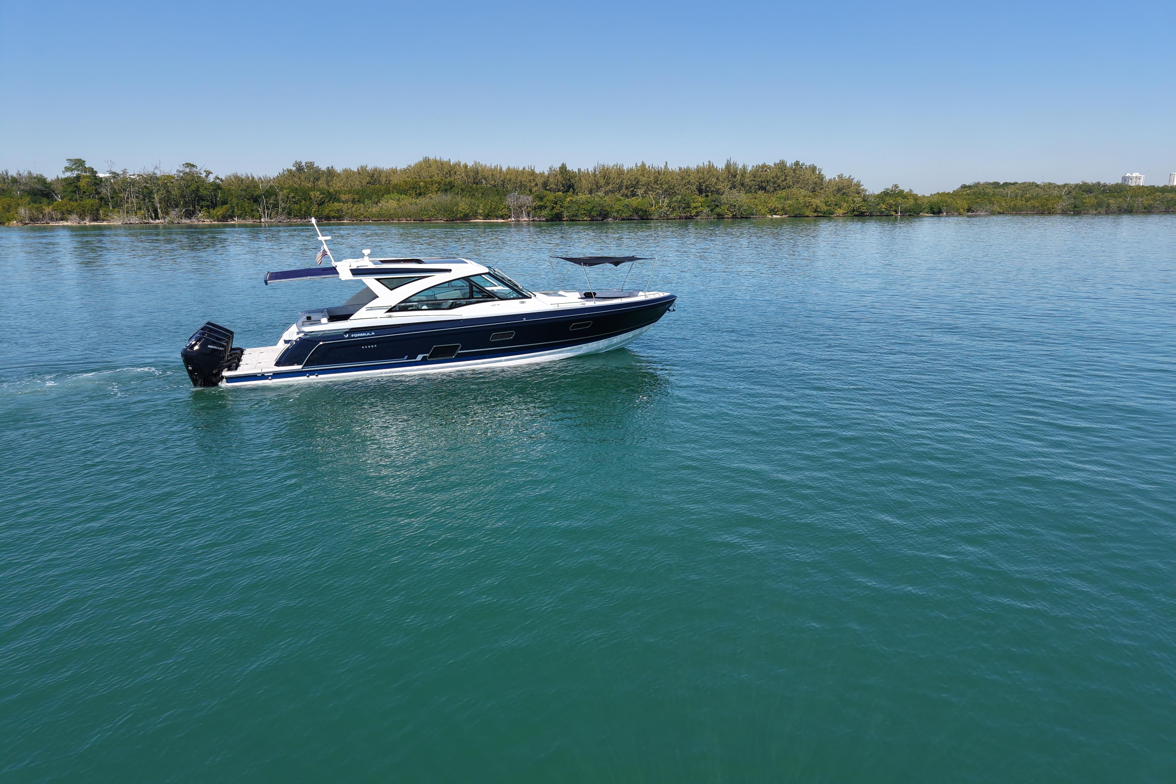 2024 Formula 430 Super Sport Crossover Yacht For Sale in North Miami Beach FL 2024 Formula 430 Super Sport Crossover Yacht For Sale in North Miami Beach FL