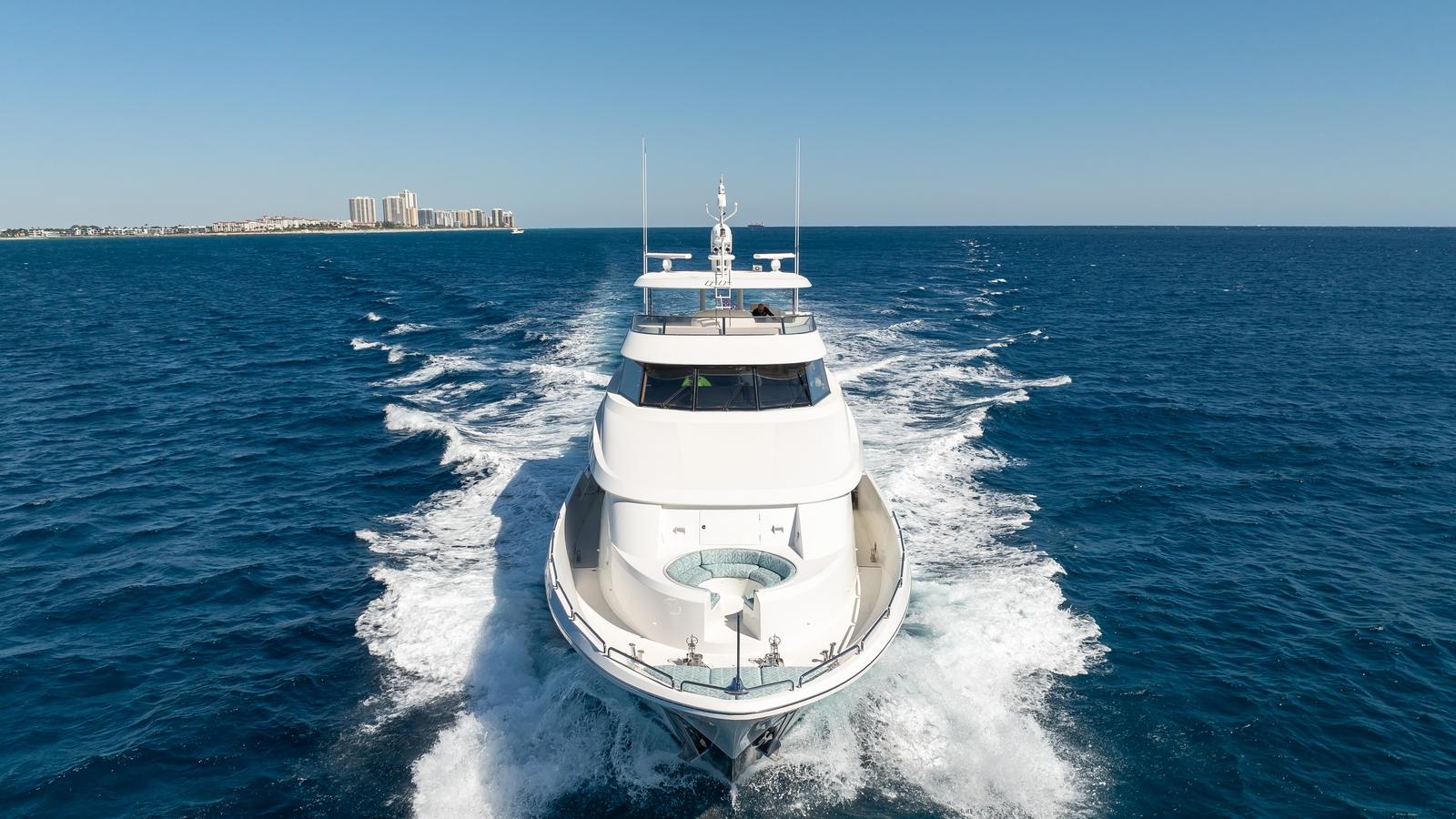 FIRST LIGHT 2011 Westport 112 Yacht For Sale in West Palm Beach FL FIRST LIGHT 2011 Westport 112 Yacht For Sale in West Palm Beach FL