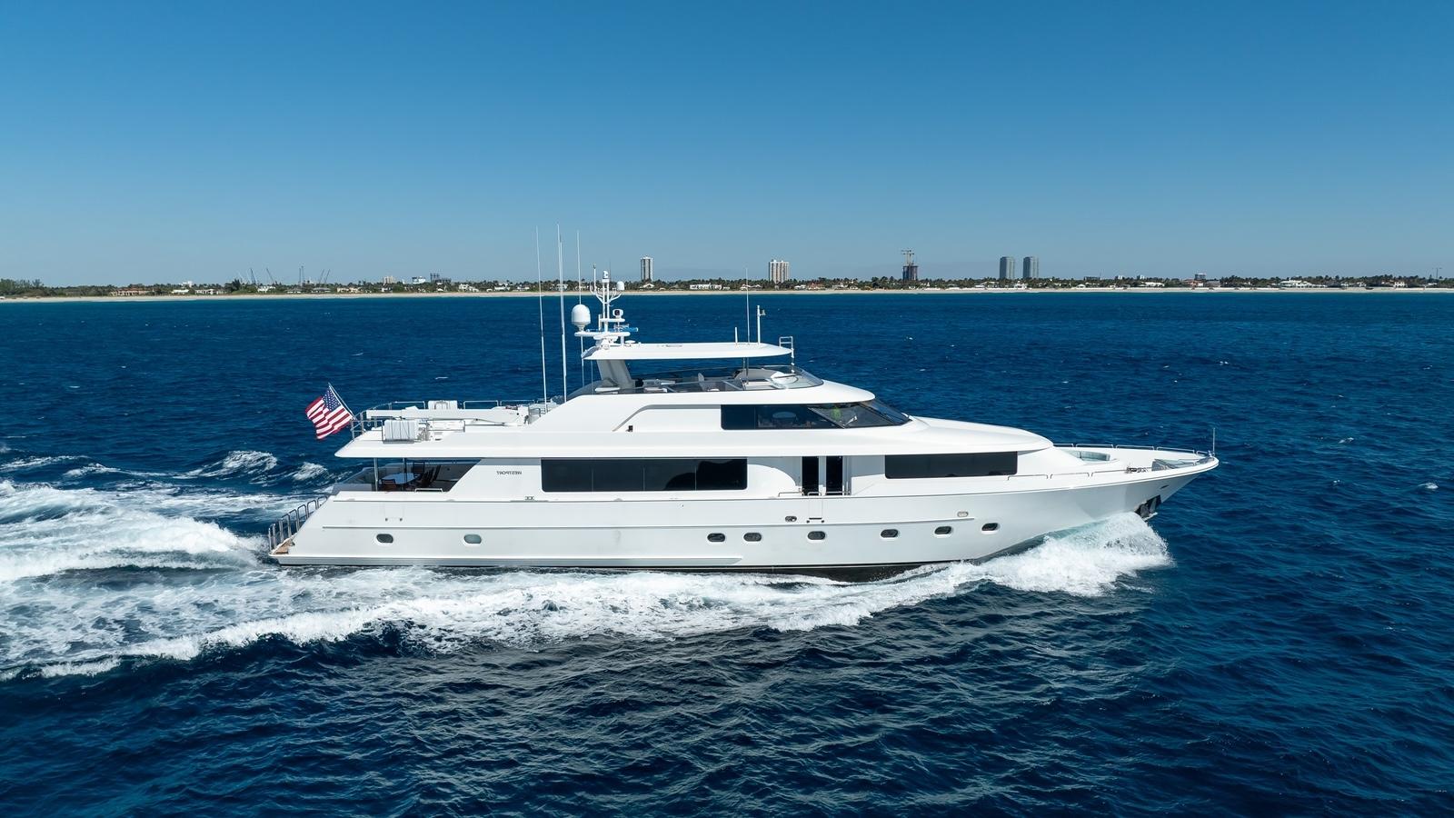 FIRST LIGHT 2011 Westport 112 Yacht For Sale in West Palm Beach FL FIRST LIGHT 2011 Westport 112 Yacht For Sale in West Palm Beach FL