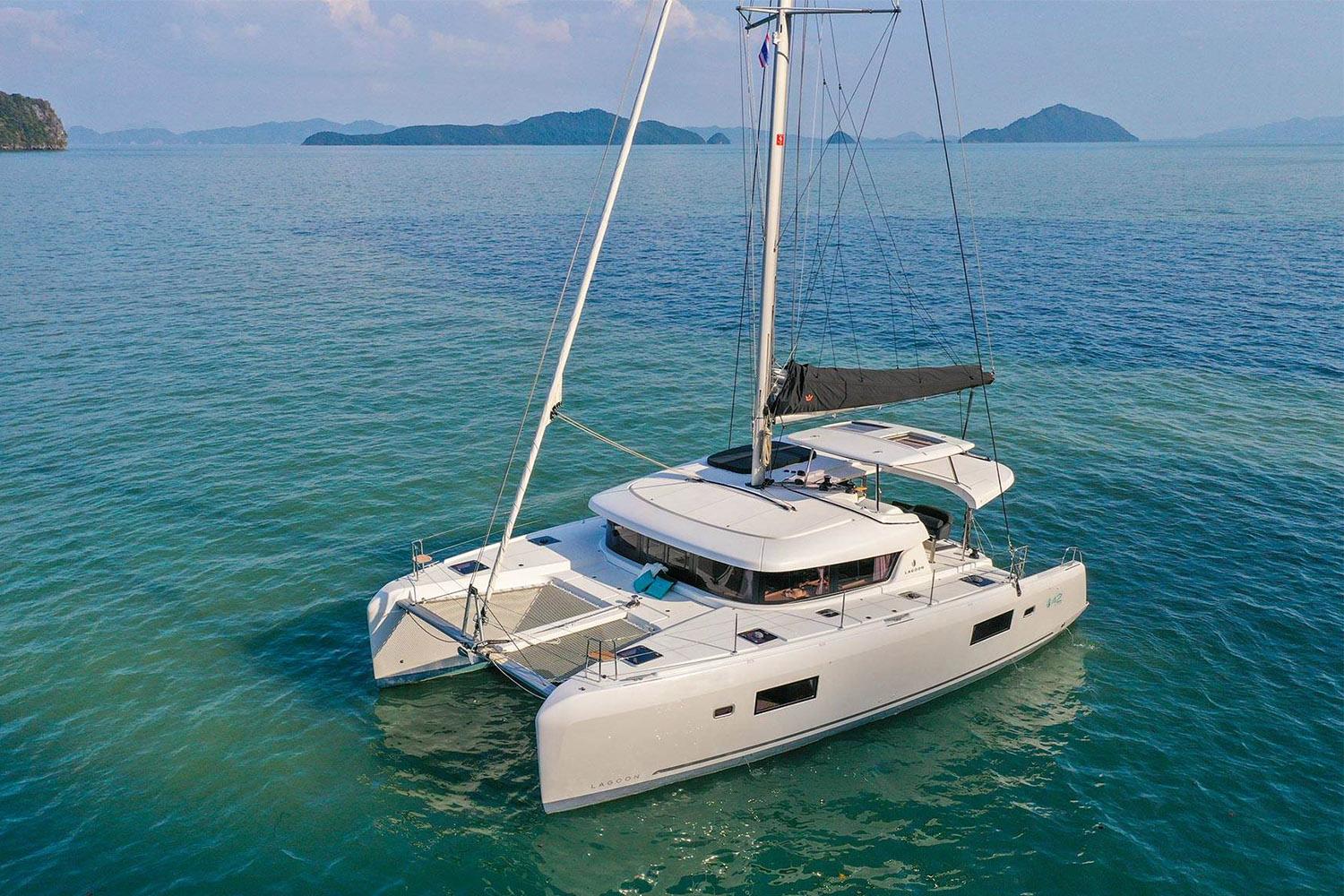 2025 Lagoon 42 Millenium Yacht For Sale in Les Sables d'olonne 2025 Lagoon 42 Millenium Yacht For Sale in Les Sables d'olonne