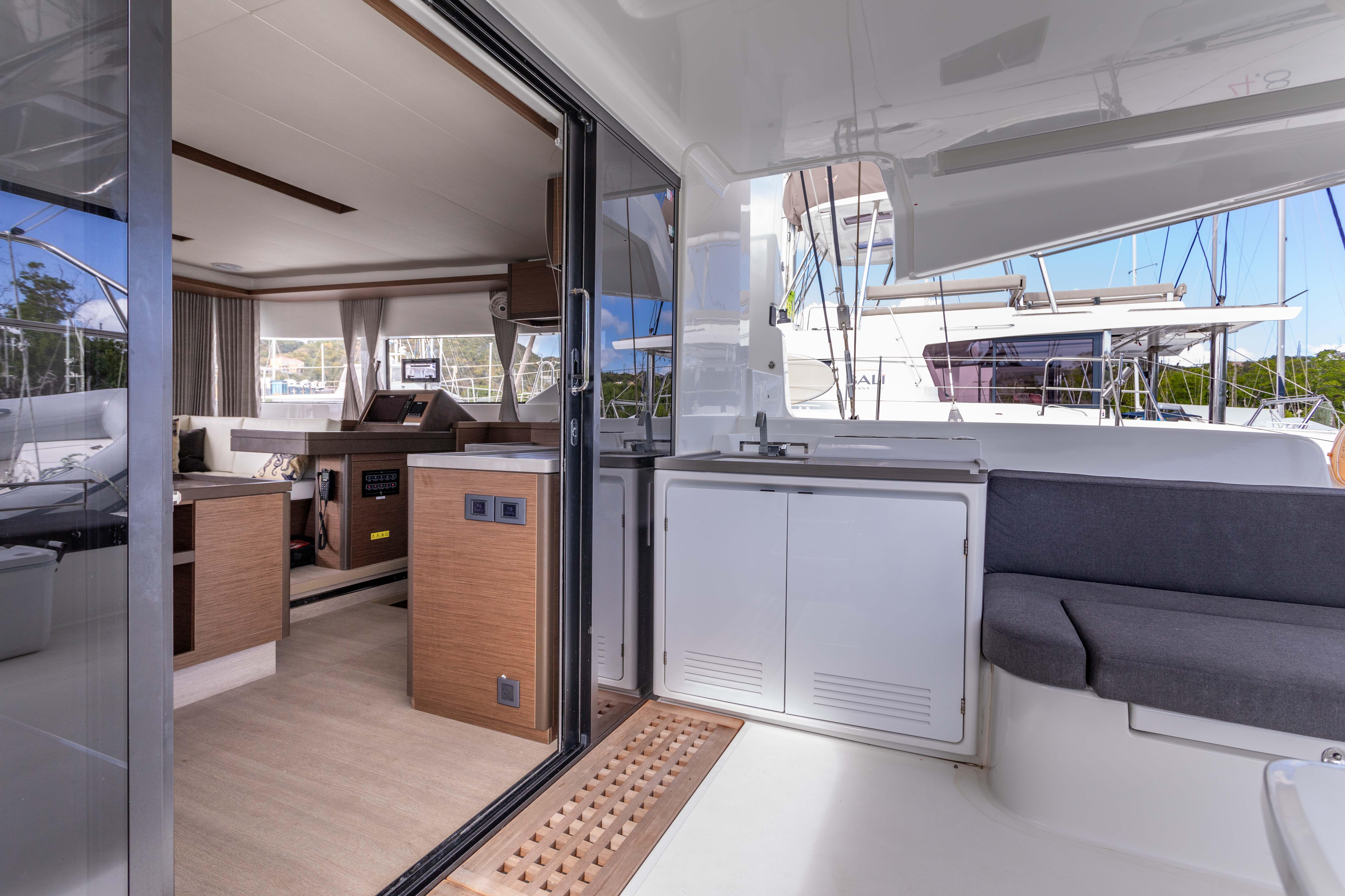 Big Bertha 2023 Lagoon 50 Yacht For Sale in Tortola 