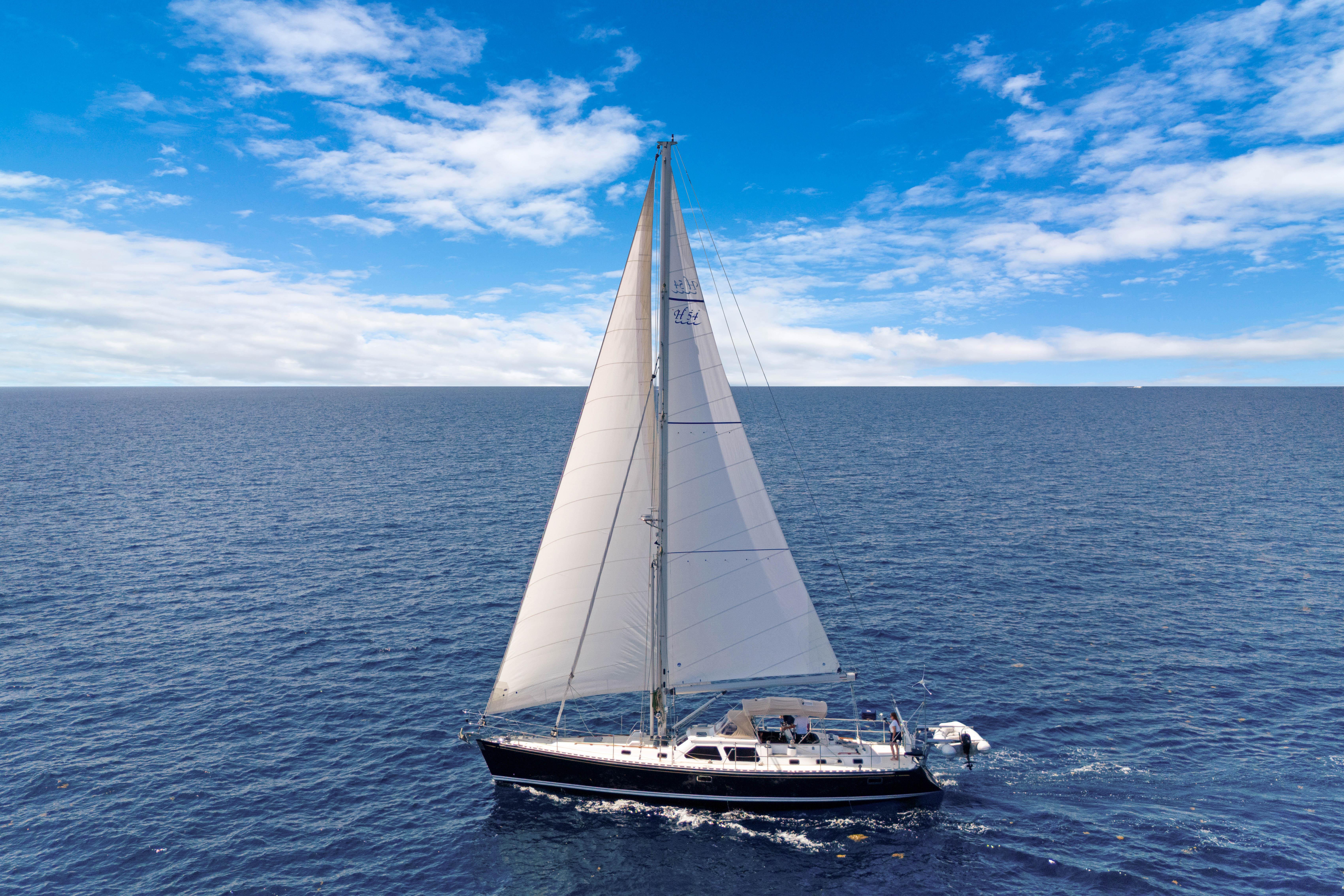 Mrs Jones 2009 Hylas 54 Yacht For Sale in Fort Lauderdale FL Mrs Jones 2009 Hylas 54 Yacht For Sale in Fort Lauderdale FL