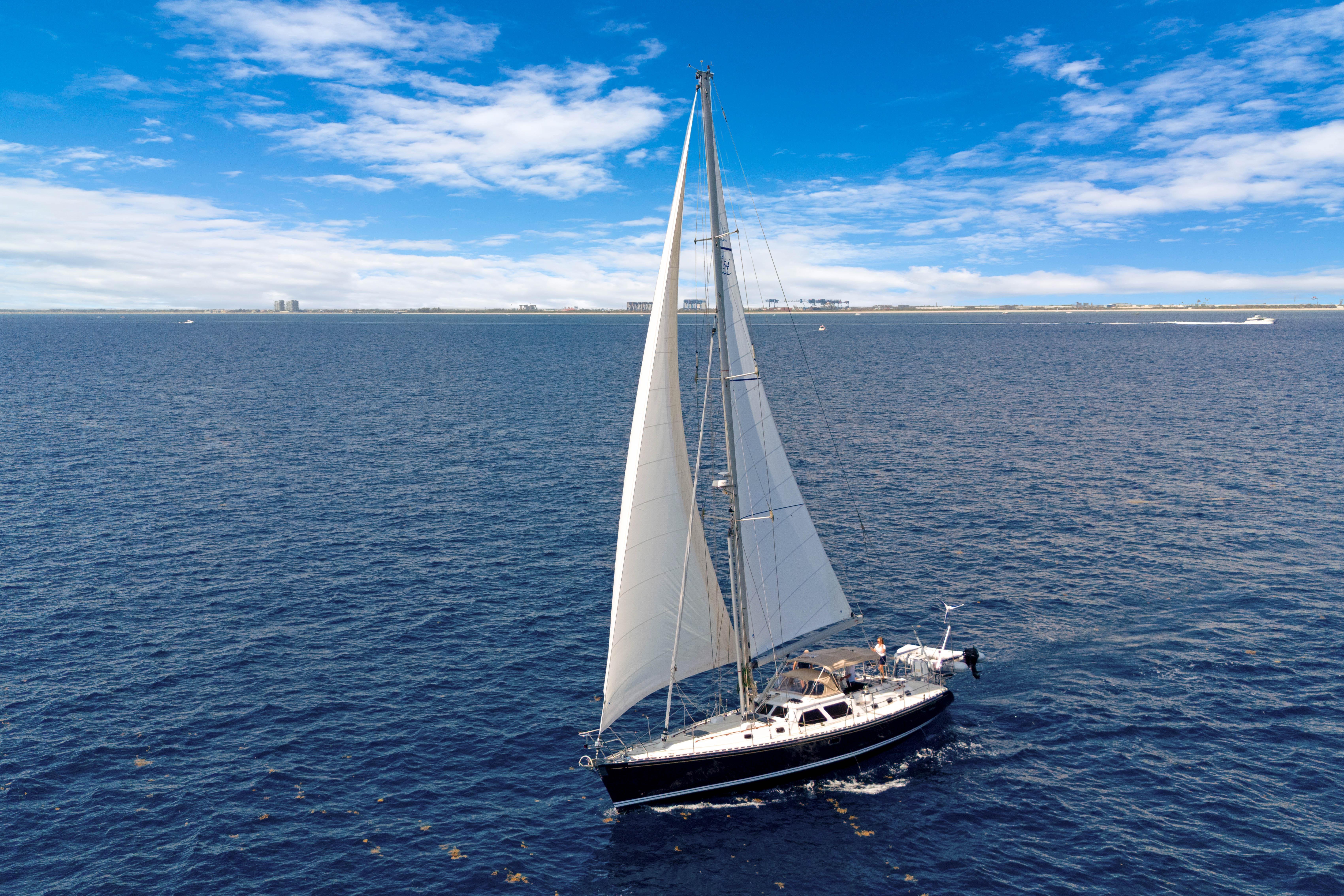 Mrs Jones 2009 Hylas 54 Yacht For Sale in Fort Lauderdale FL Mrs Jones 2009 Hylas 54 Yacht For Sale in Fort Lauderdale FL