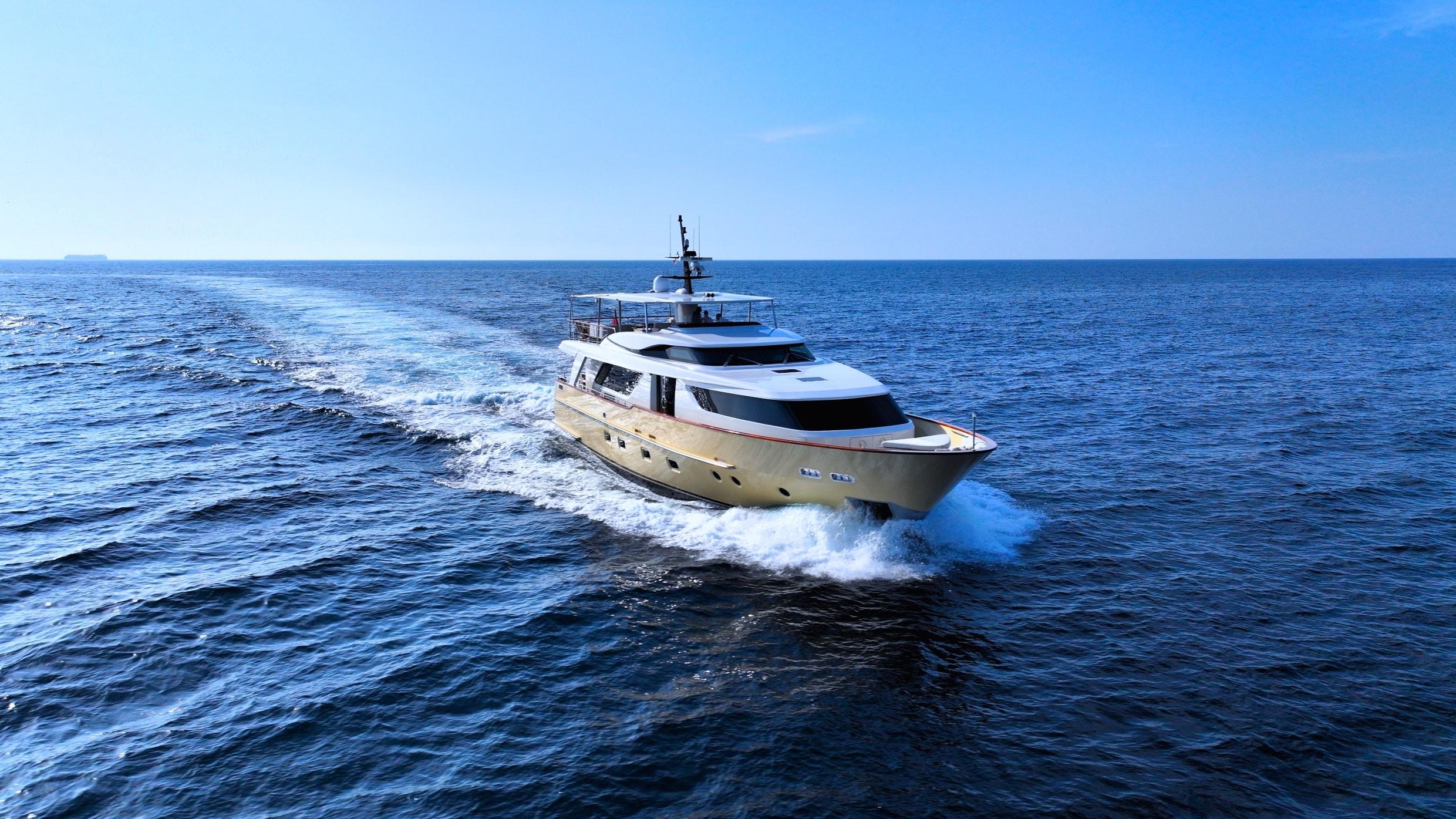 LADY ALINA 2011 Sanlorenzo SD92 Yacht For Sale in Πειραιάς LADY ALINA 2011 Sanlorenzo SD92 Yacht For Sale in Πειραιάς