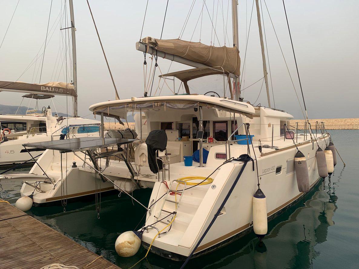 2012 Lagoon 450 Yacht For Sale in Cole bay 2012 Lagoon 450 Yacht For Sale in Cole bay