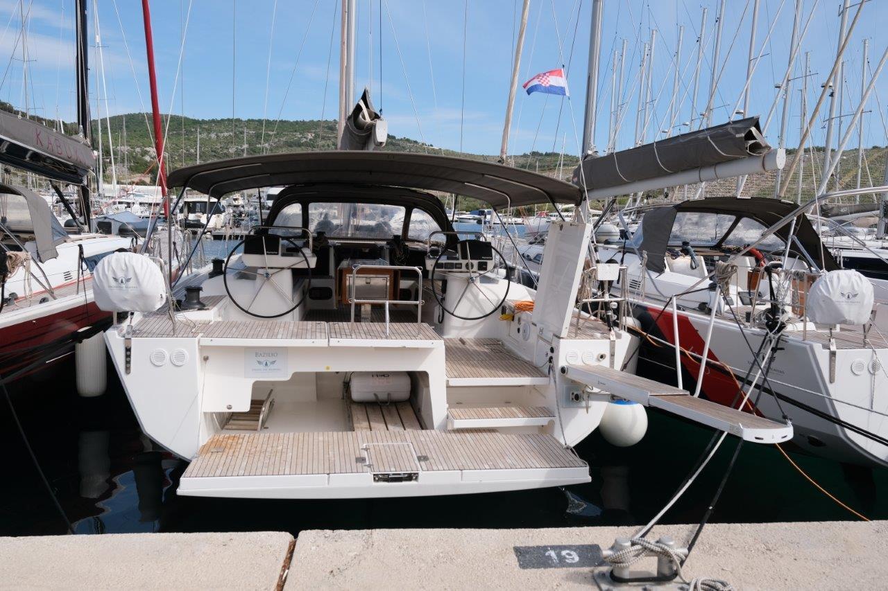 2018 Dufour 56 Exclusive Yacht For Sale in 2018 Dufour 56 Exclusive Yacht For Sale in