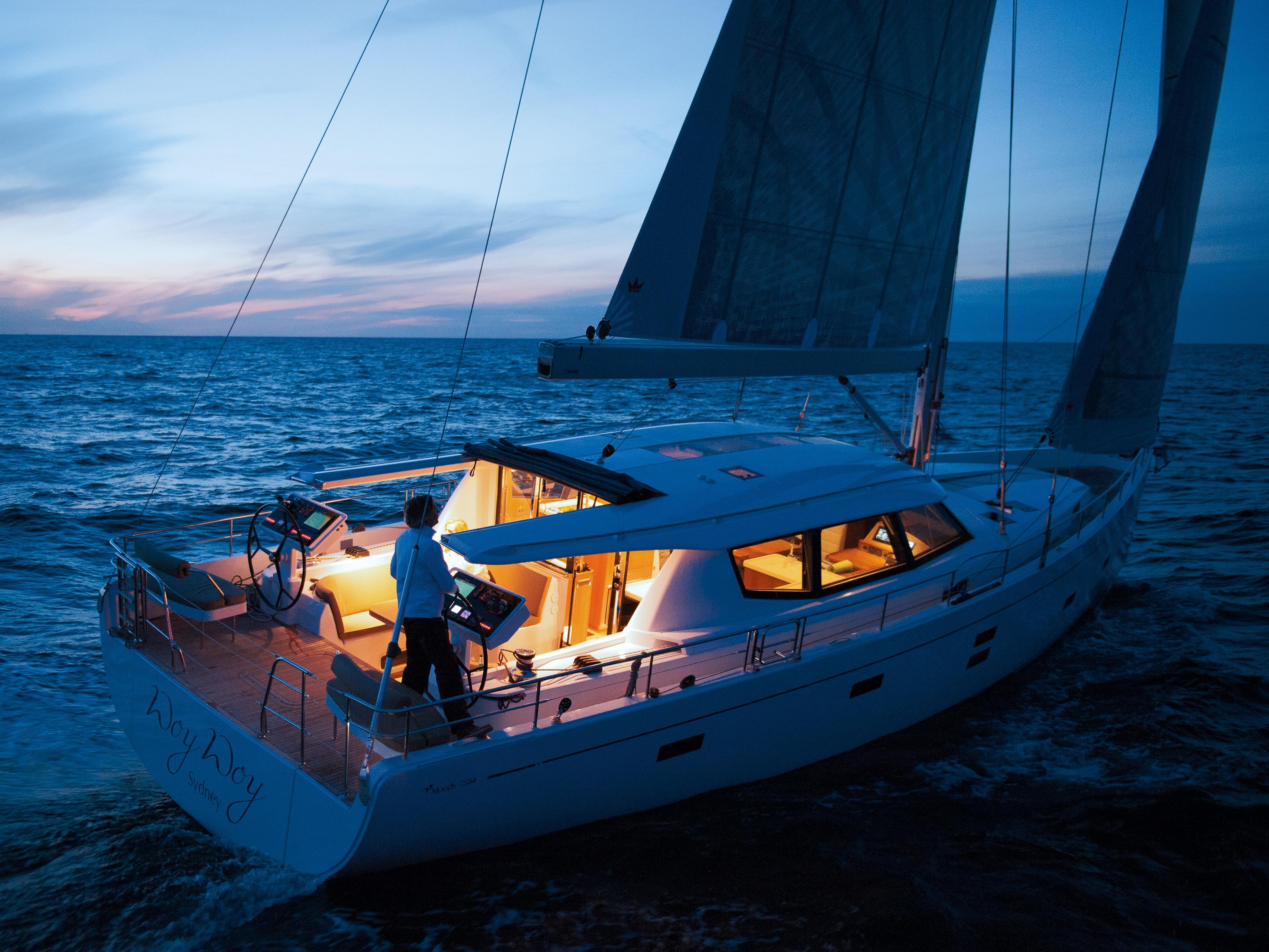 2015 Moody Decksaloon 54 Yacht For Sale in Grosseto IT-GR 2015 Moody Decksaloon 54 Yacht For Sale in Grosseto IT-GR