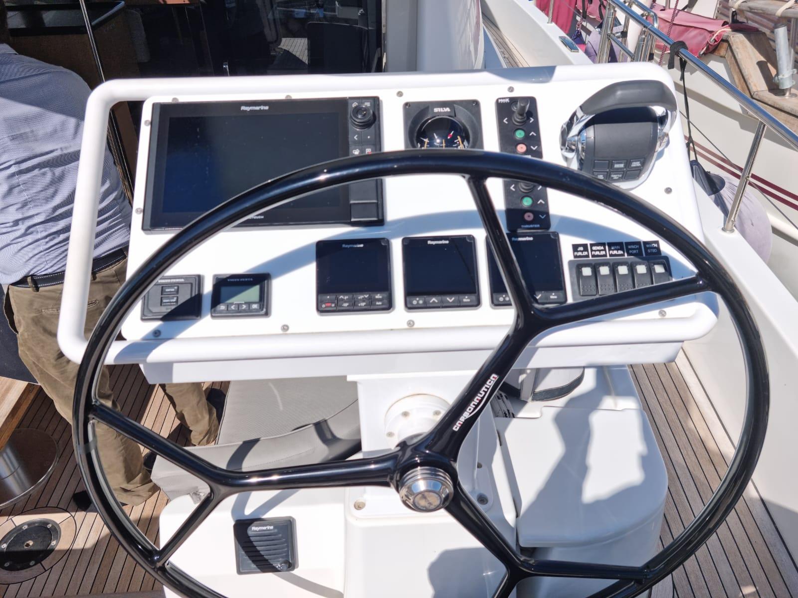 4767 2019 Moody 54 DS Yacht For Sale in ROMA IT-RM 4767 2019 Moody 54 DS Yacht For Sale in ROMA IT-RM