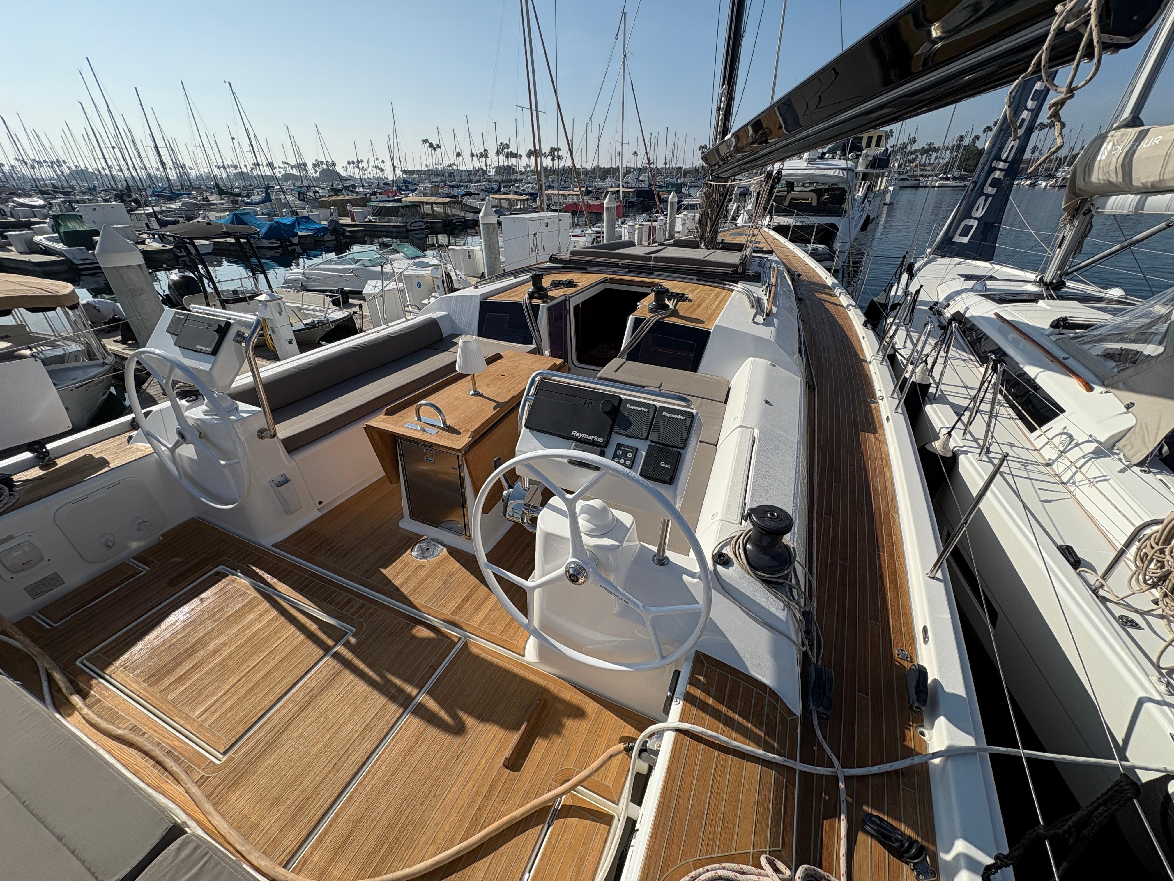 560 Exclusive 2018 Dufour 560 Exclusive Yacht For Sale in Marina Del Rey CA 560 Exclusive 2018 Dufour 560 Exclusive Yacht For Sale in Marina Del Rey CA