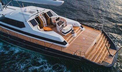 ECLIPSE 1991 Alloy Yachts Dubois Design Yacht For Sale in Tivat ECLIPSE 1991 Alloy Yachts Dubois Design Yacht For Sale in Tivat