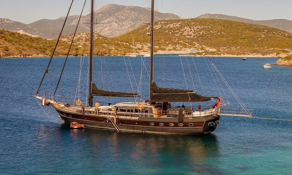 27 M DELUXE GULET 2003 Custom Custom Made Motorsailor Yacht For Sale in MUGLA 