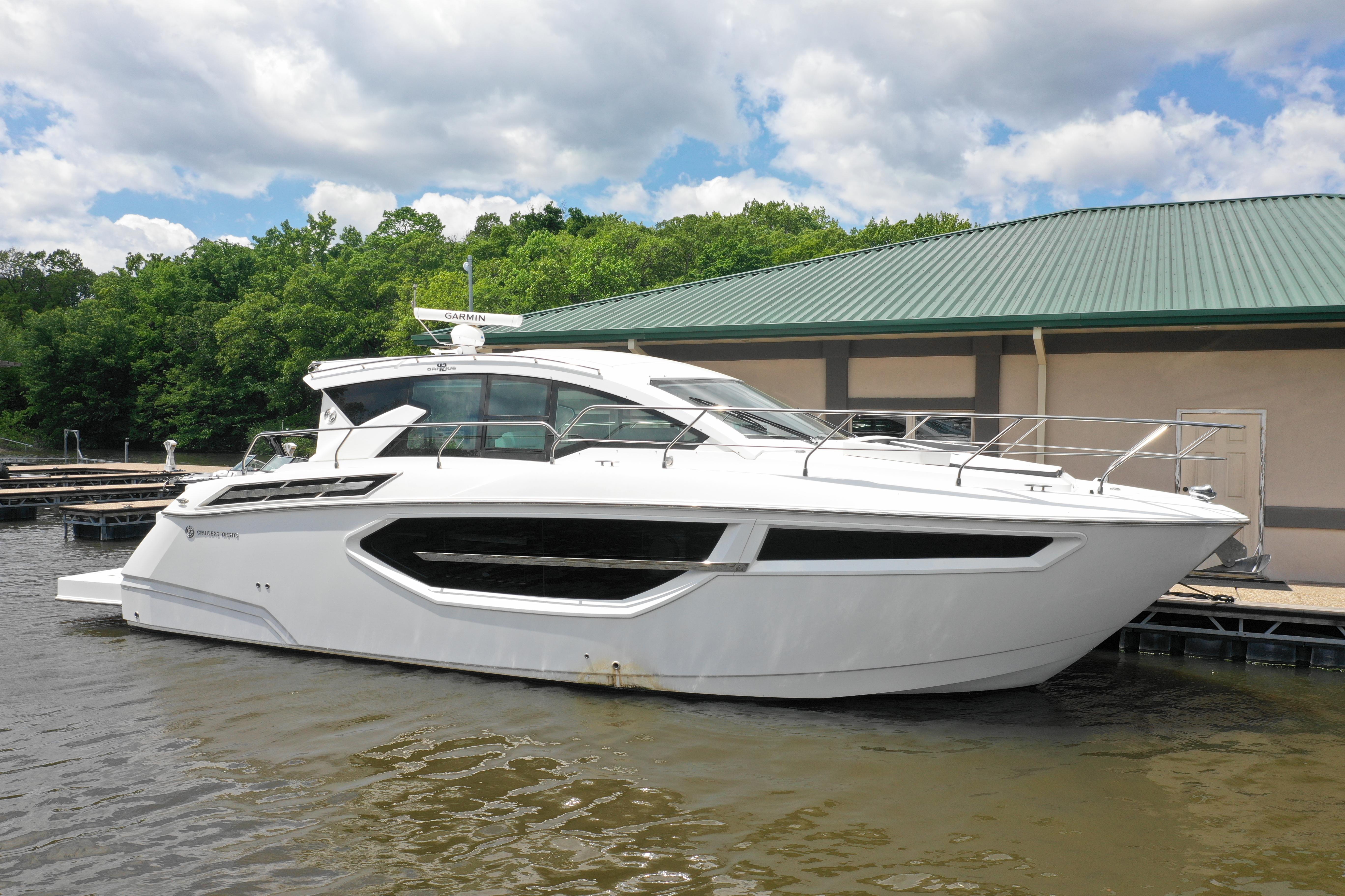 2019 Cruisers Yachts 42 Cantius Yacht For Sale in Afton OK 2019 Cruisers Yachts 42 Cantius Yacht For Sale in Afton OK