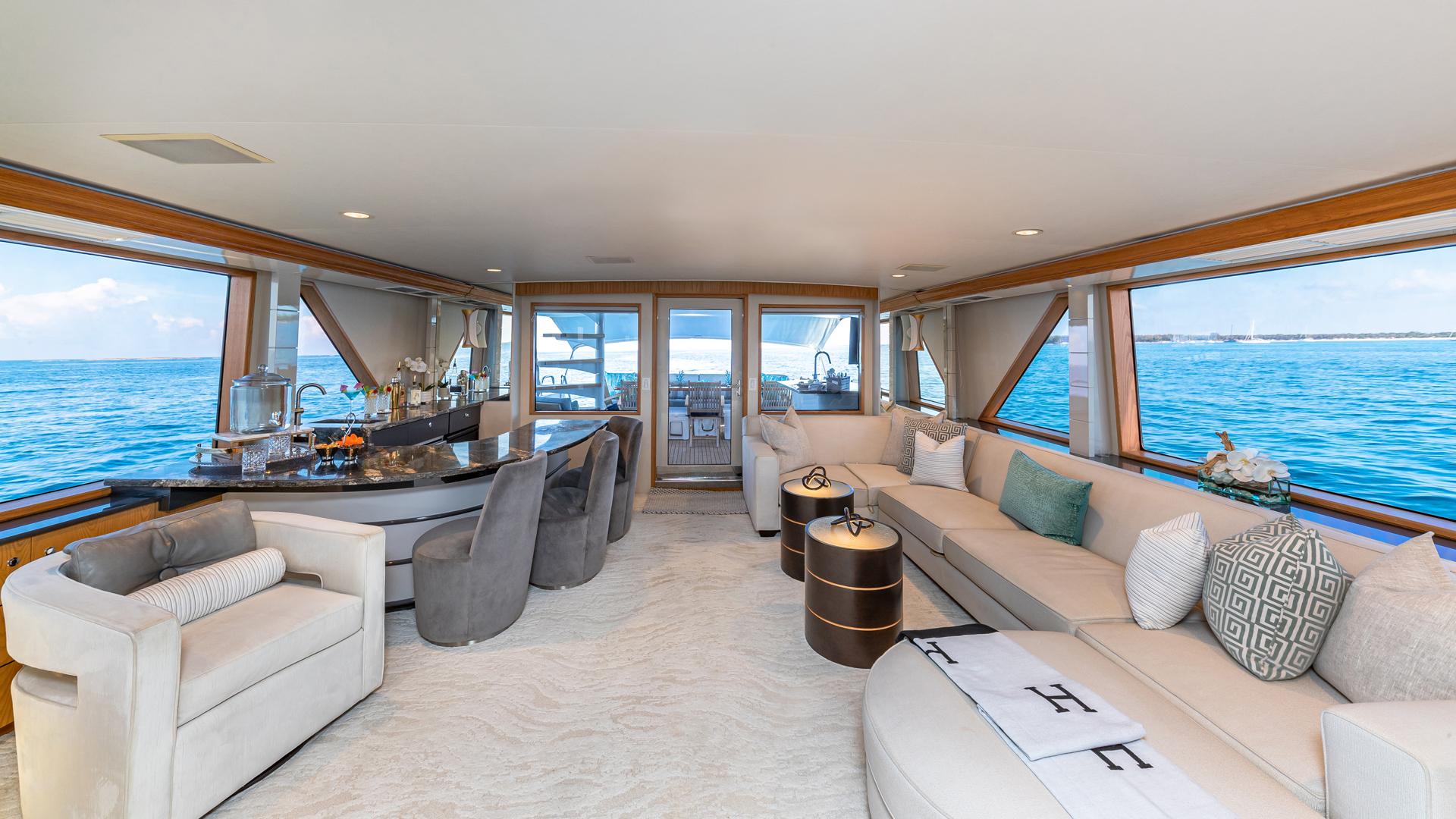 MARGATE 1997 Broward 2022 Yacht For Sale in Nassau MARGATE 1997 Broward 2022 Yacht For Sale in Nassau
