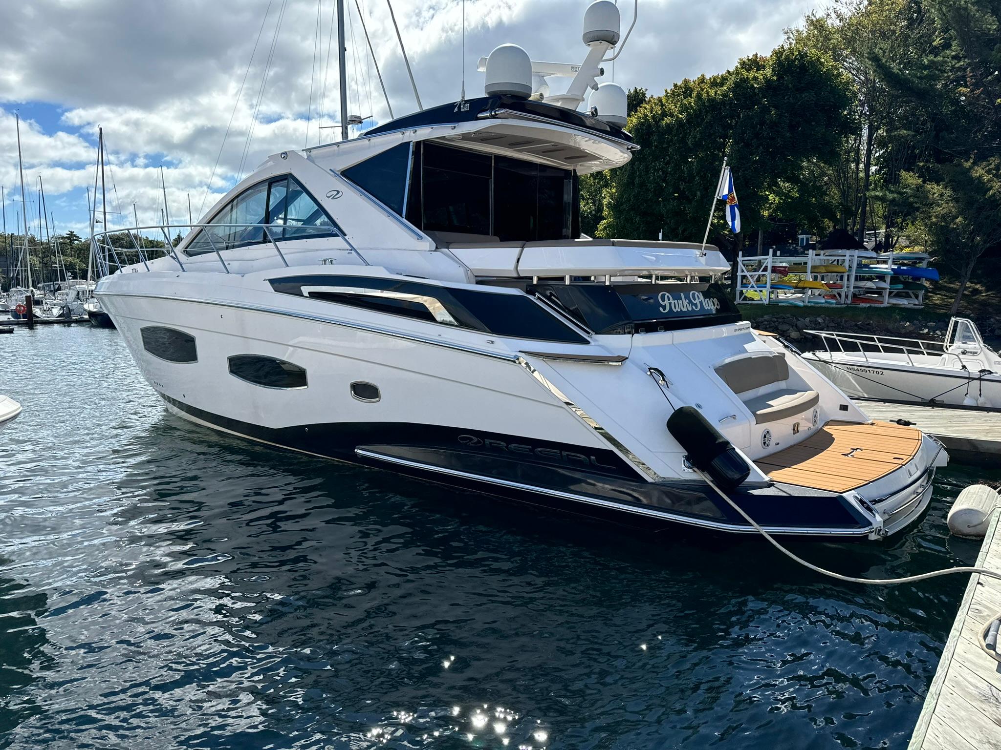 Park Place 2015 Regal 53 Sport Coupe Yacht For Sale in Halifax NS Park Place 2015 Regal 53 Sport Coupe Yacht For Sale in Halifax NS