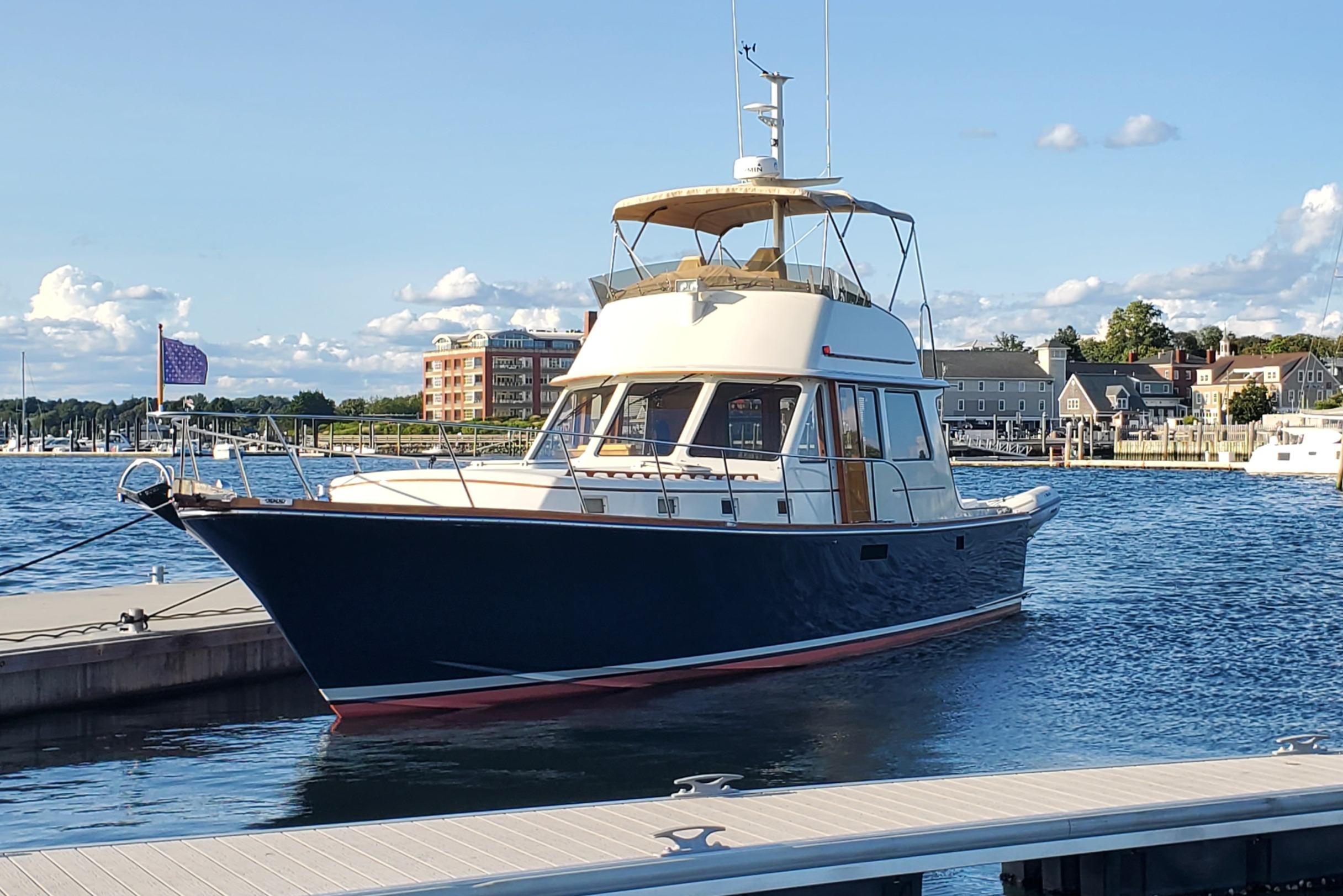 Minkie B 1997 Lyman-Morse Custom Flybridge Yacht For Sale in Harpswell ME Minkie B 1997 Lyman-Morse Custom Flybridge Yacht For Sale in Harpswell ME