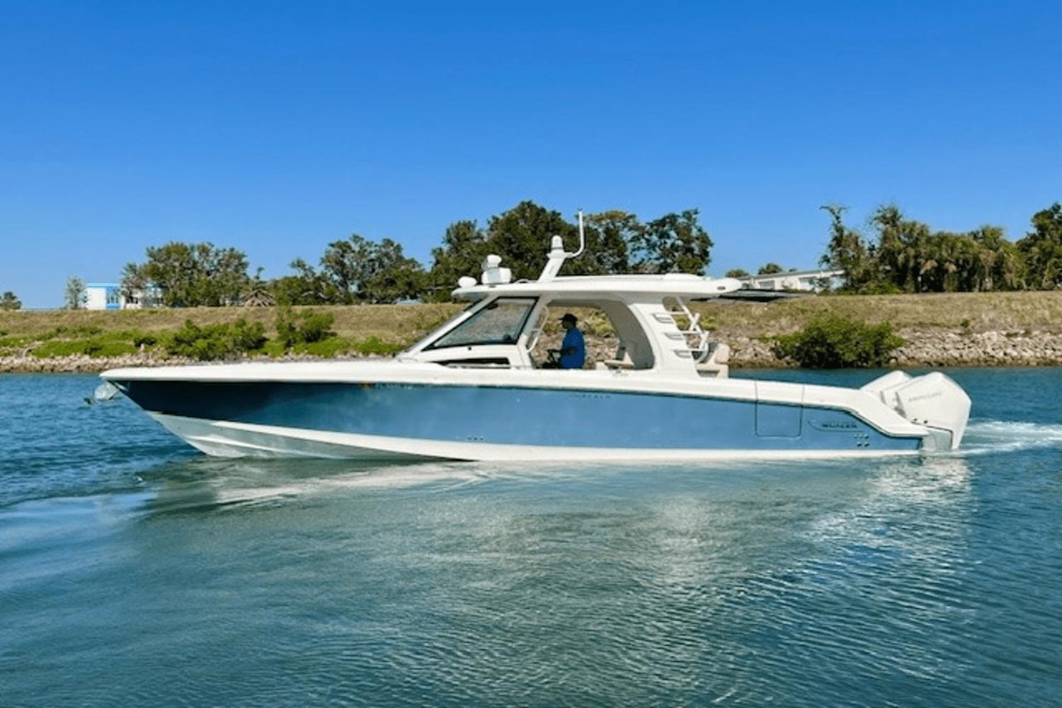 OPTIONS 2022 Boston Whaler 350 EX REALM Yacht For Sale in Venice FL OPTIONS 2022 Boston Whaler 350 EX REALM Yacht For Sale in Venice FL