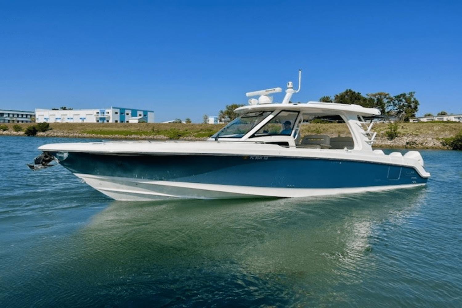 OPTIONS 2022 Boston Whaler 350 EX REALM Yacht For Sale in Venice FL OPTIONS 2022 Boston Whaler 350 EX REALM Yacht For Sale in Venice FL