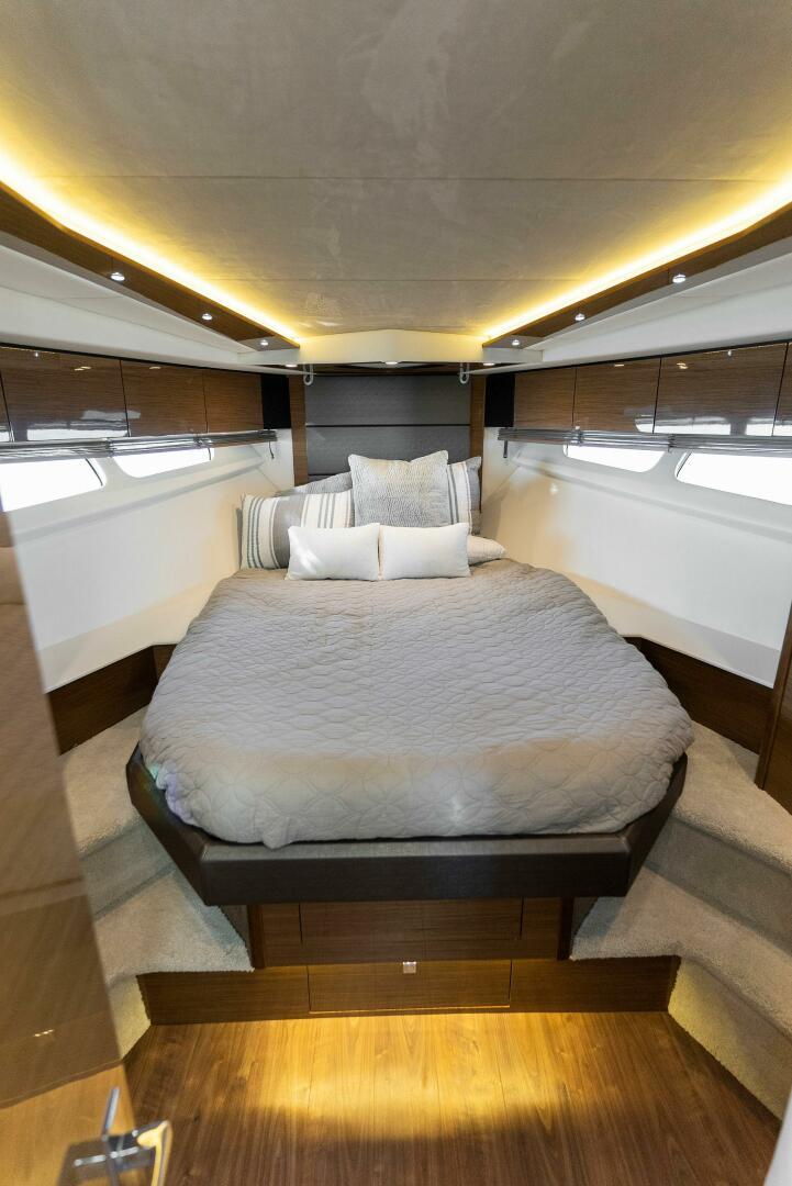Royal Speerit III 2018 Cruisers Yachts 45 Cantius Yacht For Sale in Tampa FL Royal Speerit III 2018 Cruisers Yachts 45 Cantius Yacht For Sale in Tampa FL