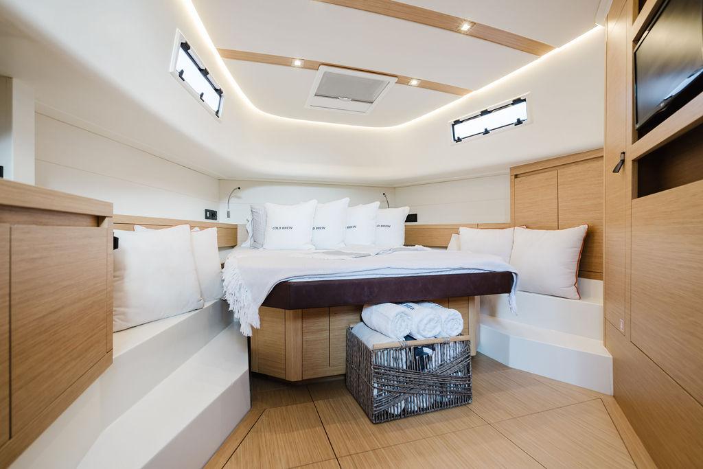 COLD BREW 2022 Pardo Yachts 43 Yacht For Sale in Miami Beach FL COLD BREW 2022 Pardo Yachts 43 Yacht For Sale in Miami Beach FL