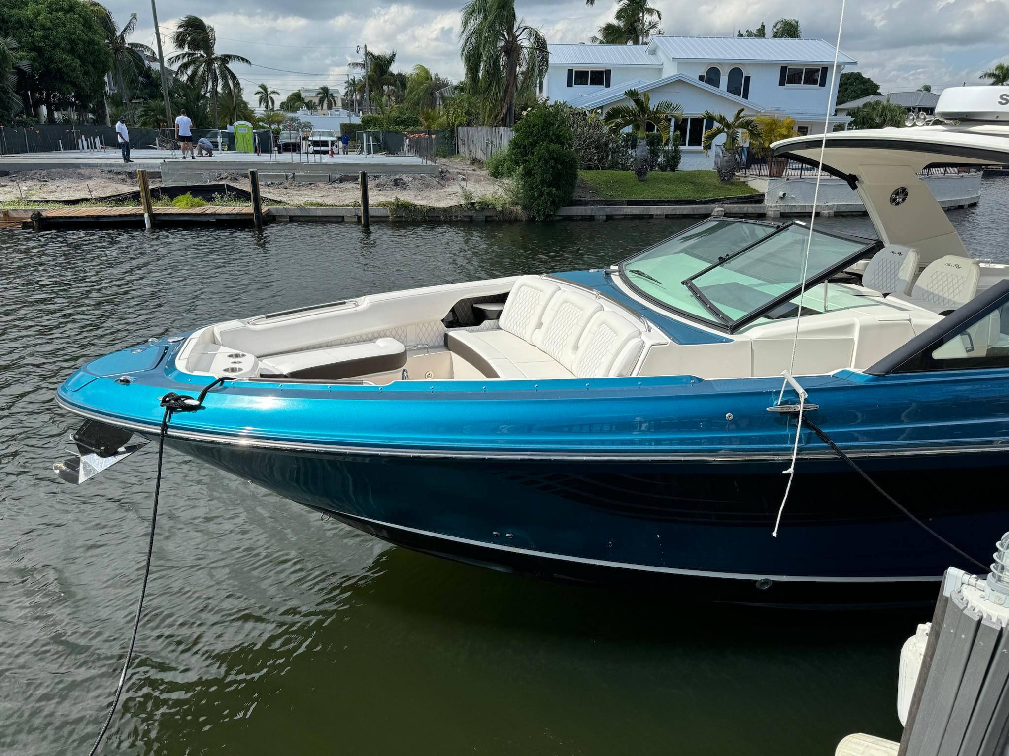 Kelly's Buoys 2021 Sea Ray SLX 400 Outboard Yacht For Sale in Boca Raton FL Kelly's Buoys 2021 Sea Ray SLX 400 Outboard Yacht For Sale in Boca Raton FL