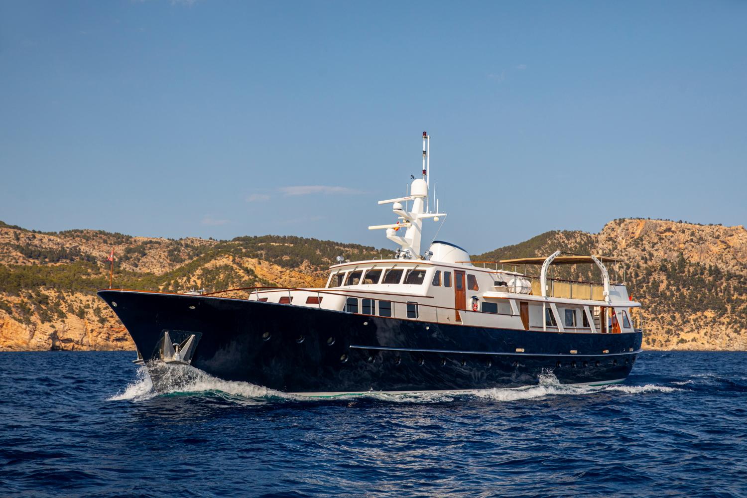 SANTA MARIA 1963 Feadship Classic Motor Yacht Yacht For Sale in Palma SANTA MARIA 1963 Feadship Classic Motor Yacht Yacht For Sale in Palma
