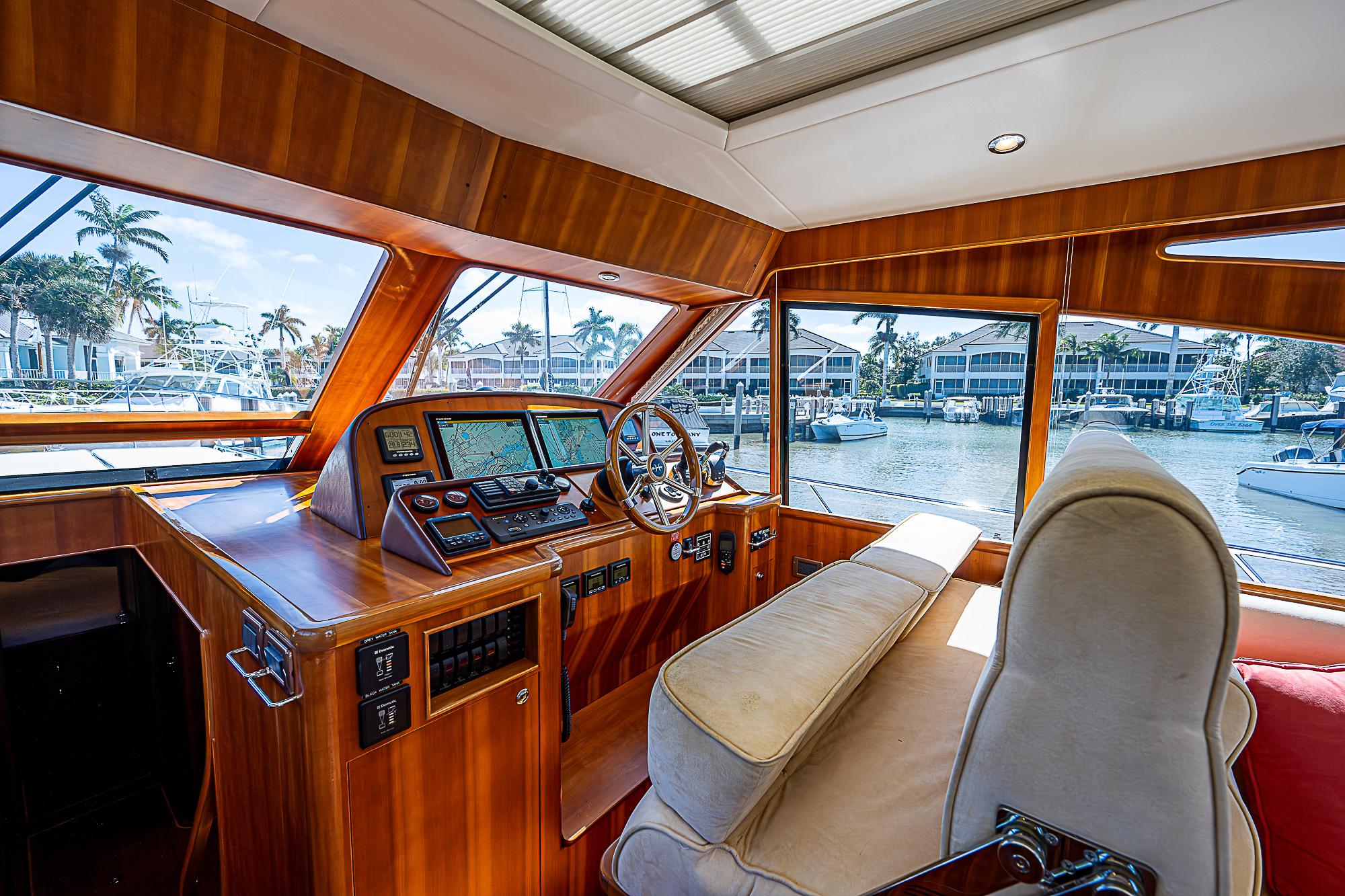 Marika 2011 Hunt Yachts 52 Yacht For Sale in Naples FL Marika 2011 Hunt Yachts 52 Yacht For Sale in Naples FL