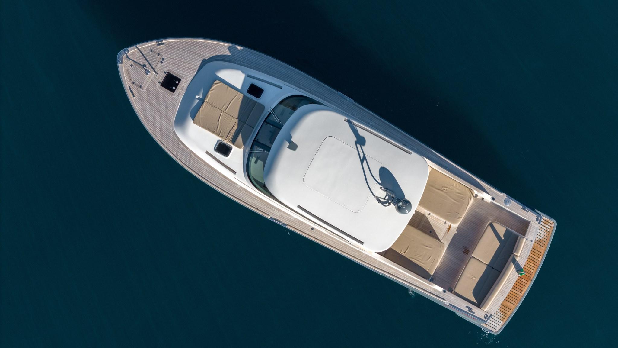 2007 51 Yacht For Sale in Liguria 2007 51 Yacht For Sale in Liguria