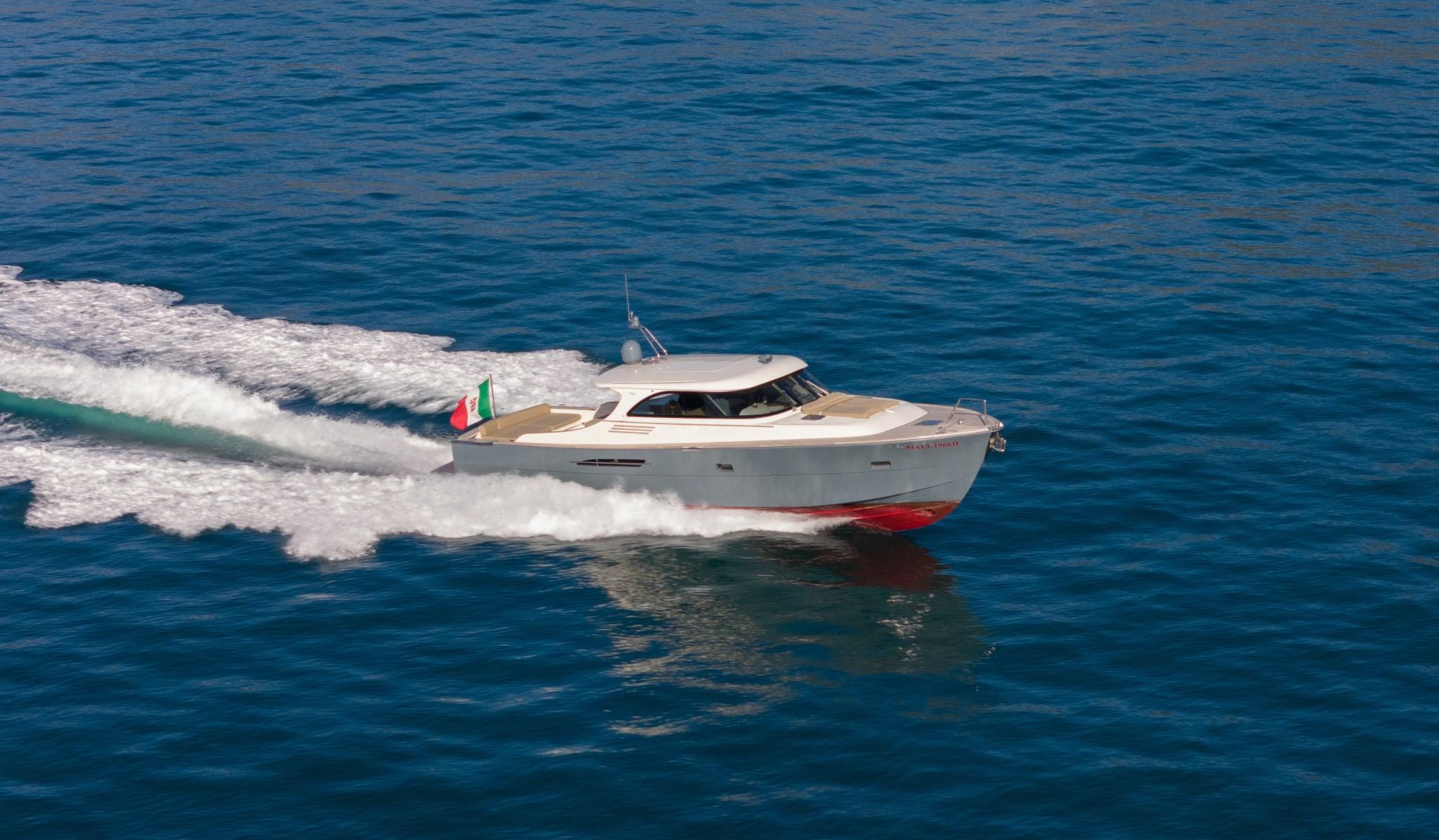 2007 51 Yacht For Sale in Liguria 2007 51 Yacht For Sale in Liguria