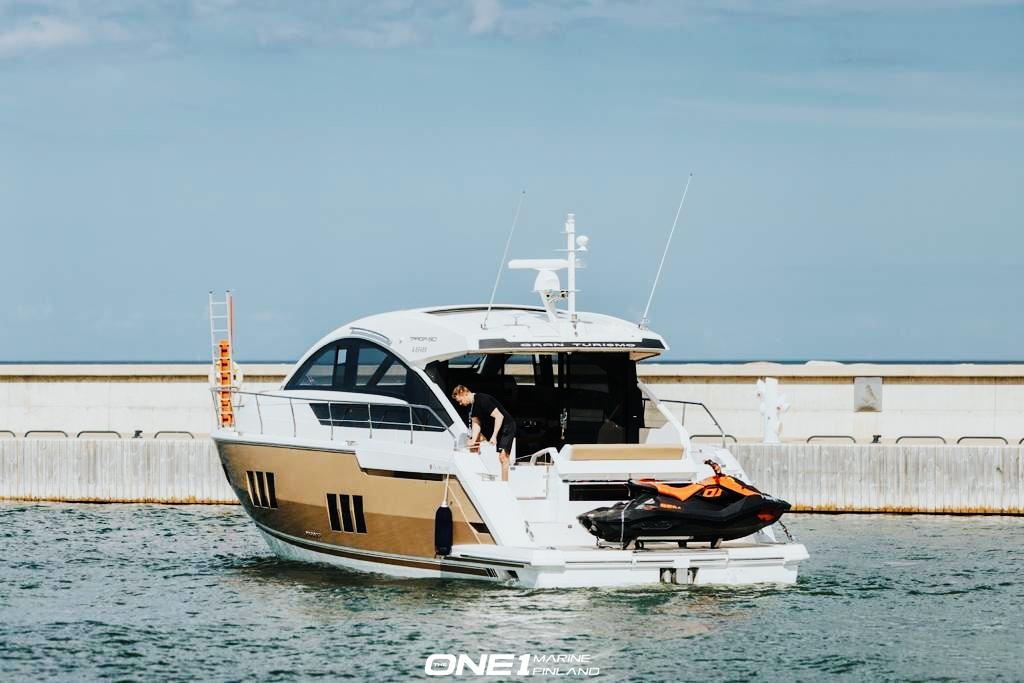 2012 Fairline Targa 50 GT Yacht For Sale in Tallinn 2012 Fairline Targa 50 GT Yacht For Sale in Tallinn